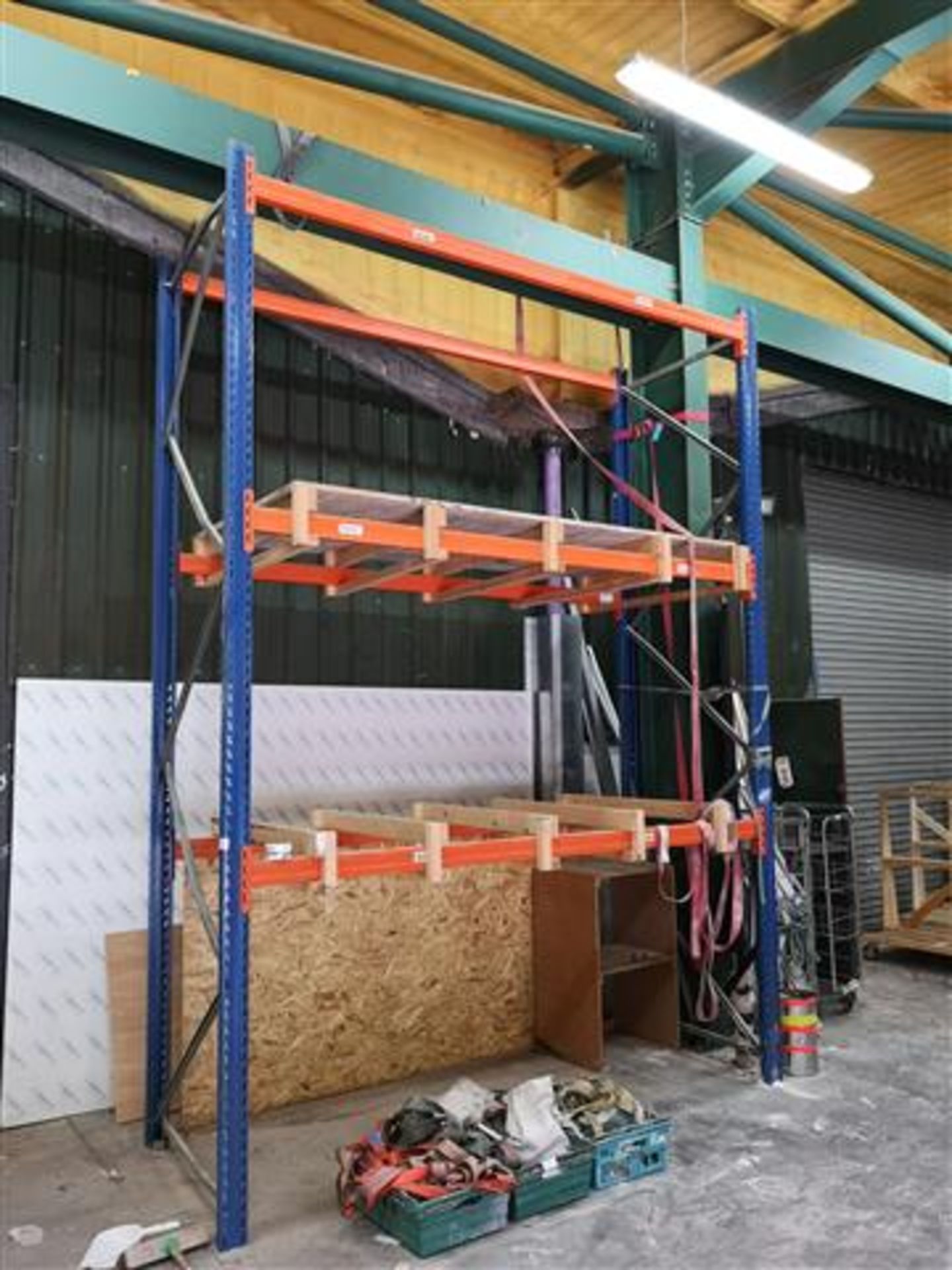 Quantity of Pallet Racking