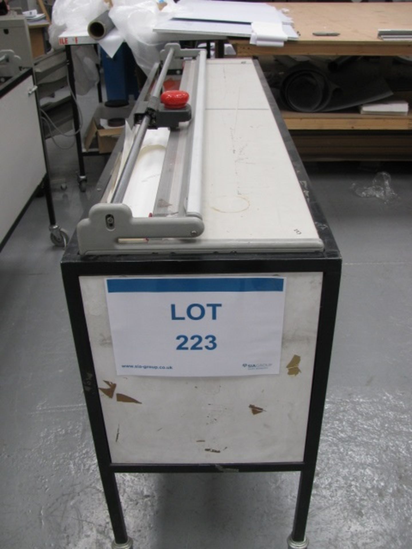1.8m mobile rotary trimmer - Image 2 of 2
