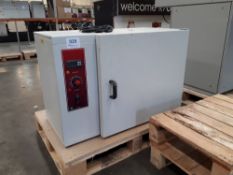 Genlab Thermal Engineers OV/75/F/DIG benchtop oven