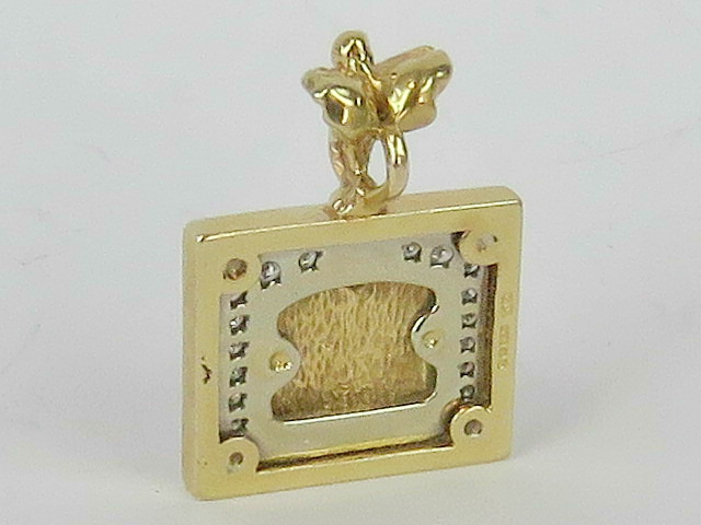 14 carat gold Rolls Royce pendant. - Image 2 of 3