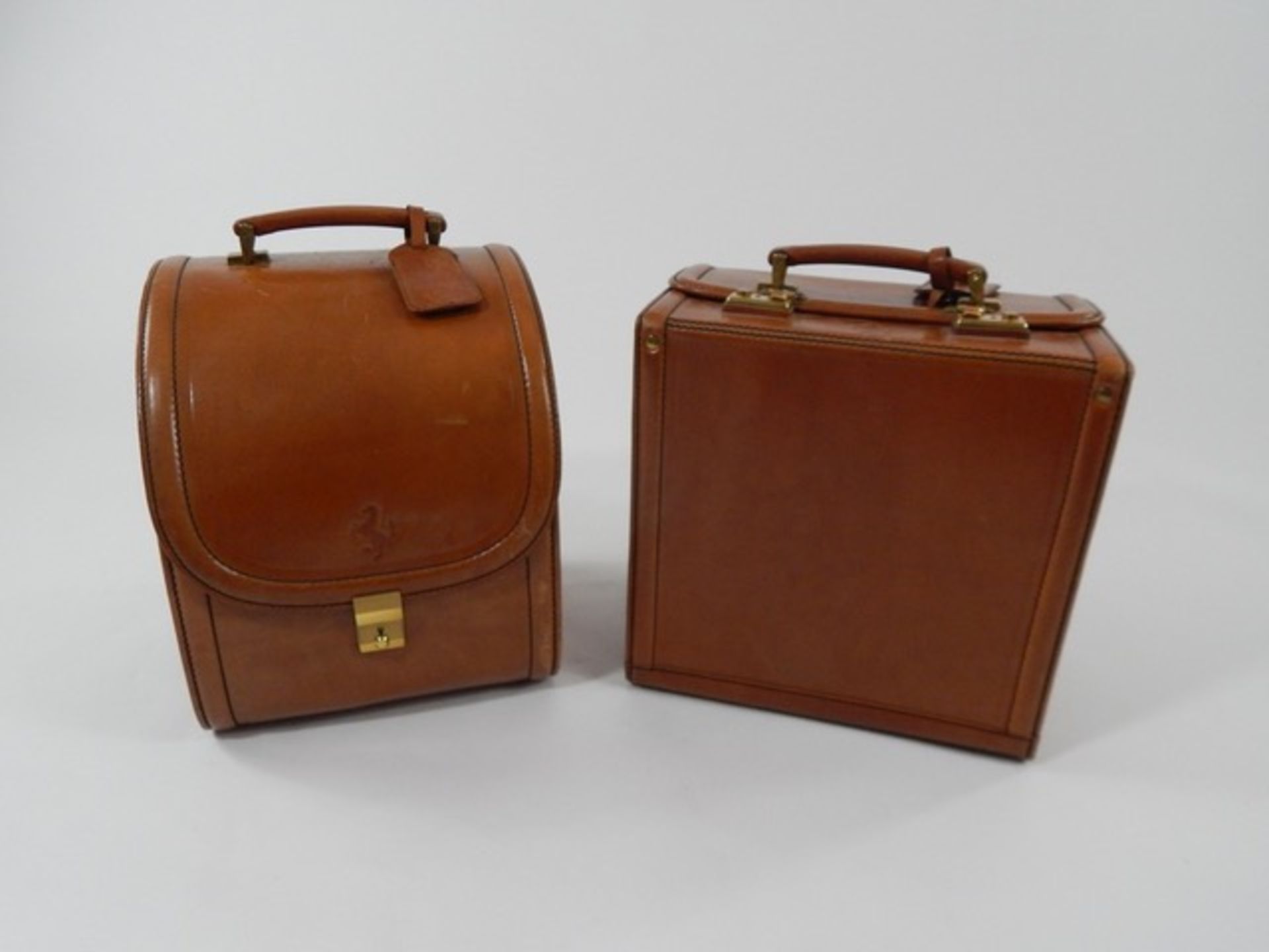 Ferrari 308/328 4 piece Schedoni luggage set. - Image 2 of 8