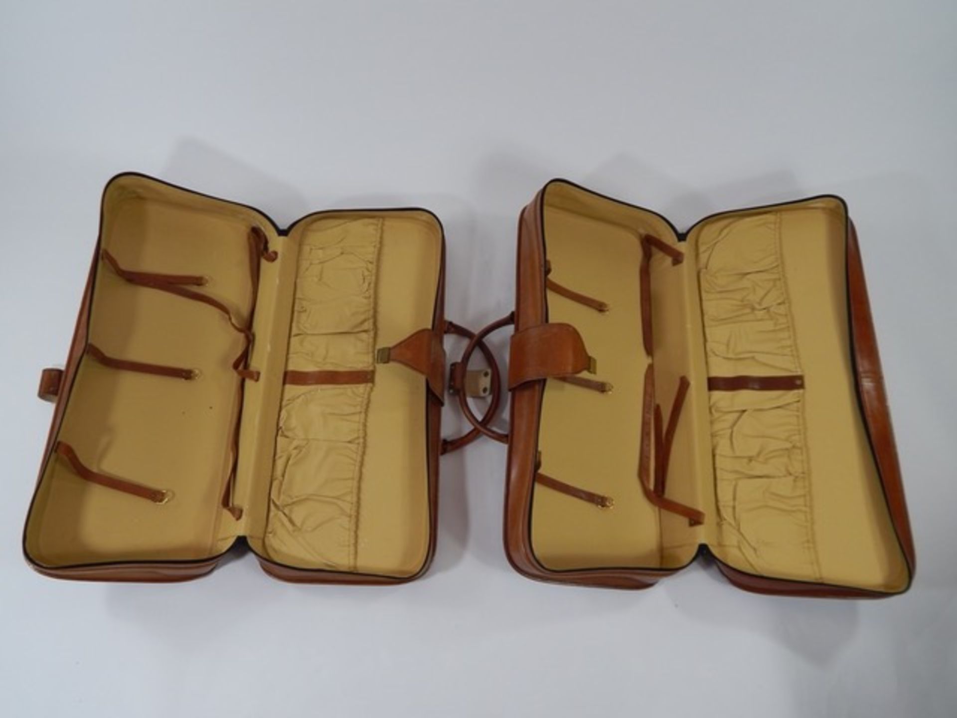 Ferrari 308/328 4 piece Schedoni luggage set. - Image 4 of 8