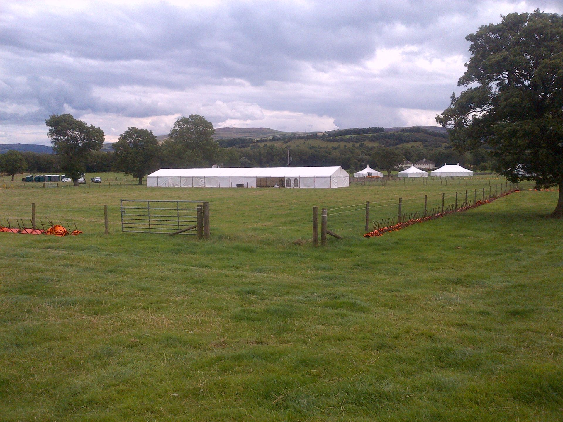 “Roder Style “ Events Marquee – 9m x 18m Clearspan Used but complete & in good condition – NO VAT