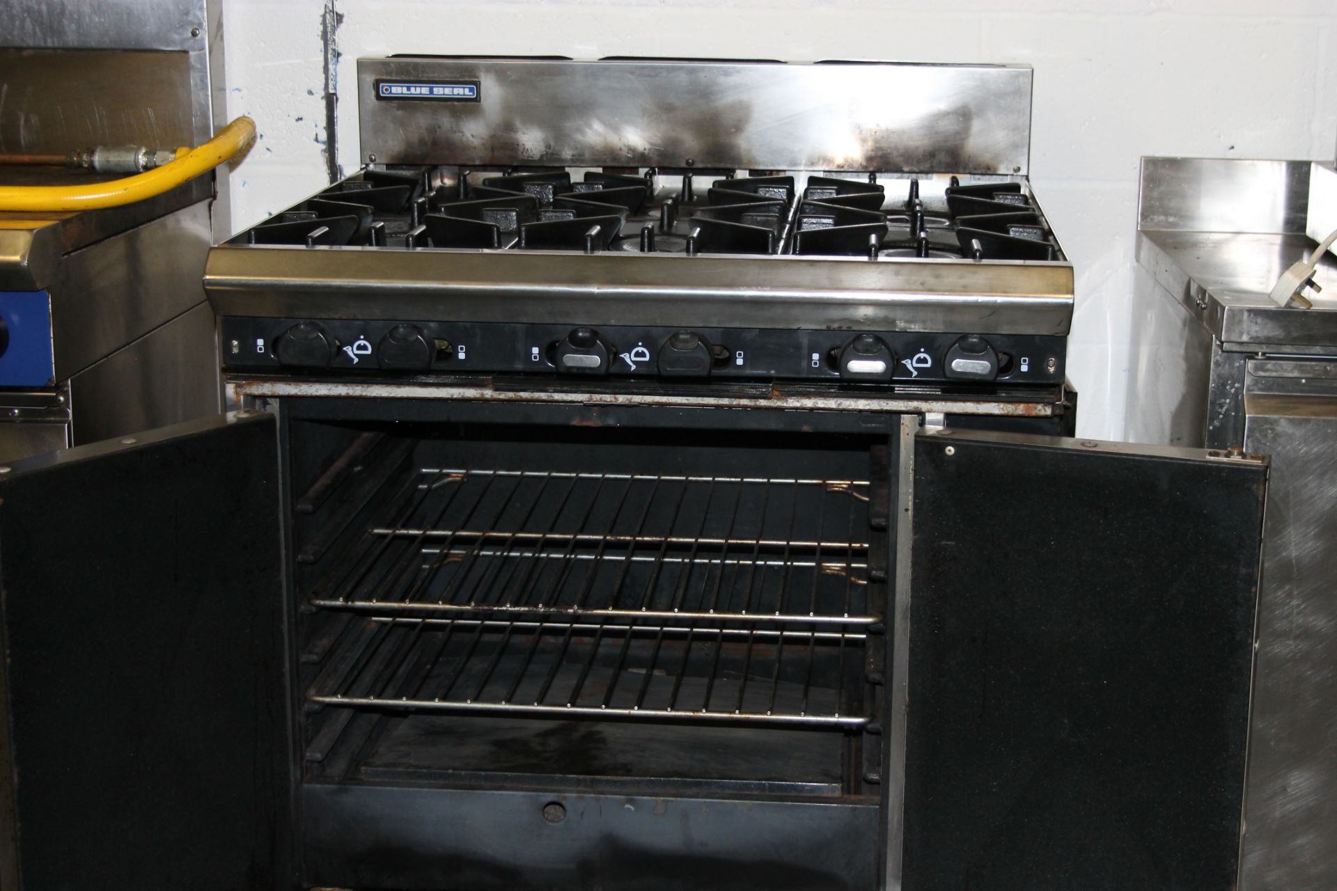 Blue Seal 6 Burner Gas Cooker and Double Oven - Bild 2 aus 3