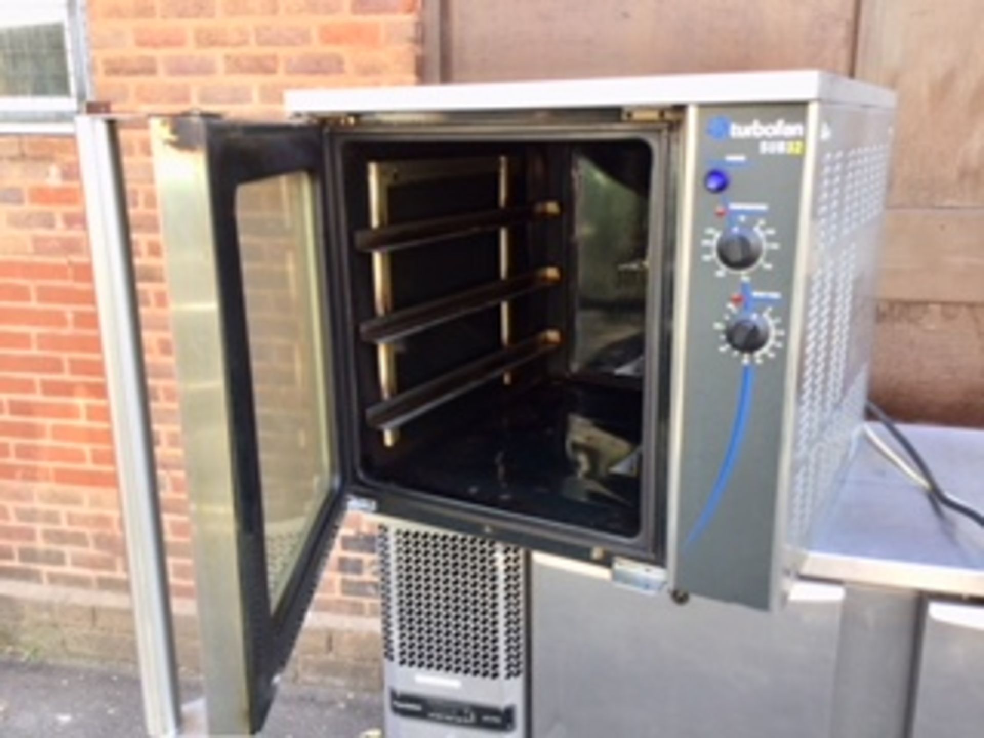 Blue Seal e32 Electric Convection Oven – NO VAT - Bild 2 aus 3