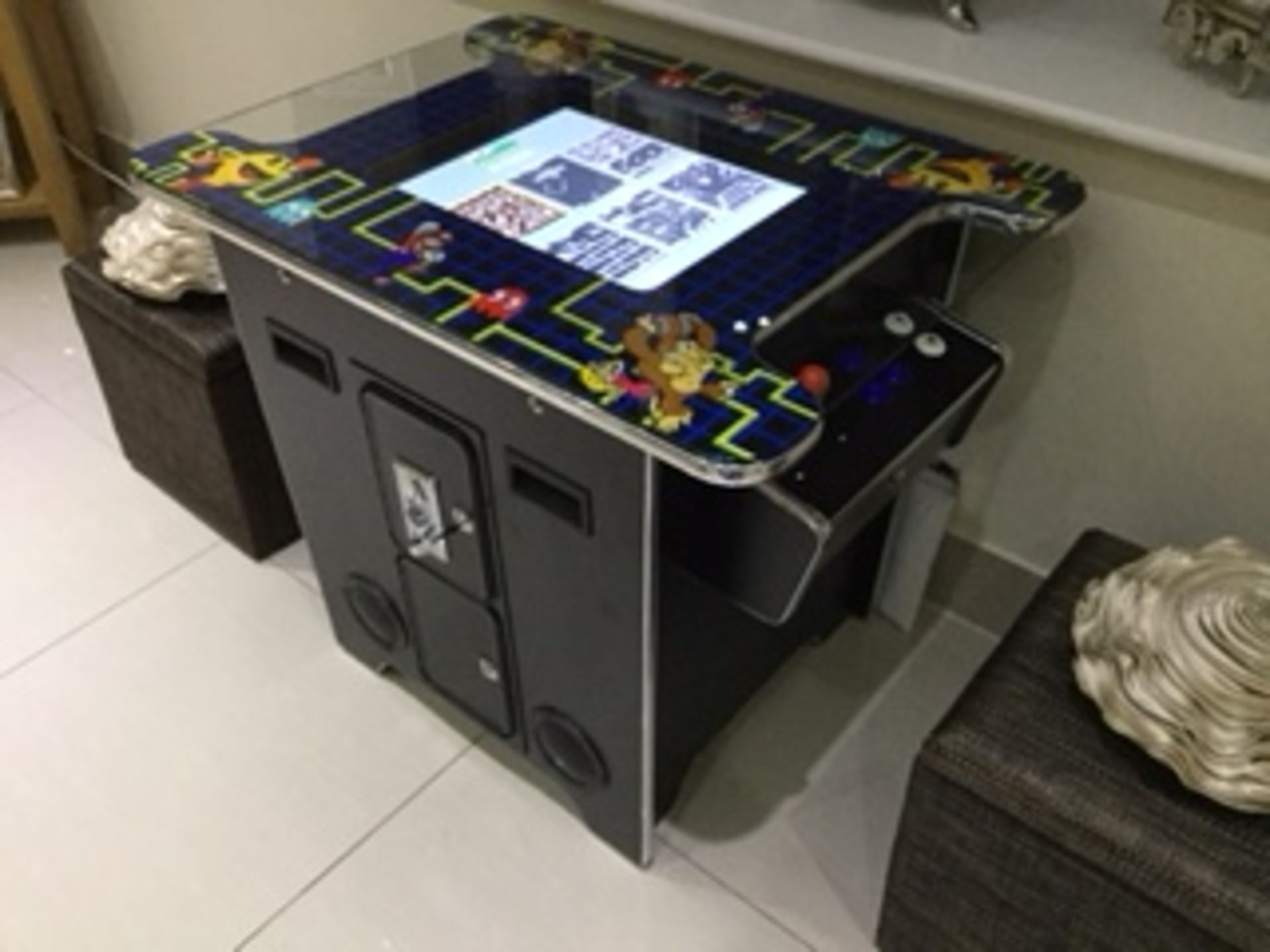 Brand New & Boxed Space Invader Table Machine with 60 Games - NO VAT - Bild 2 aus 3