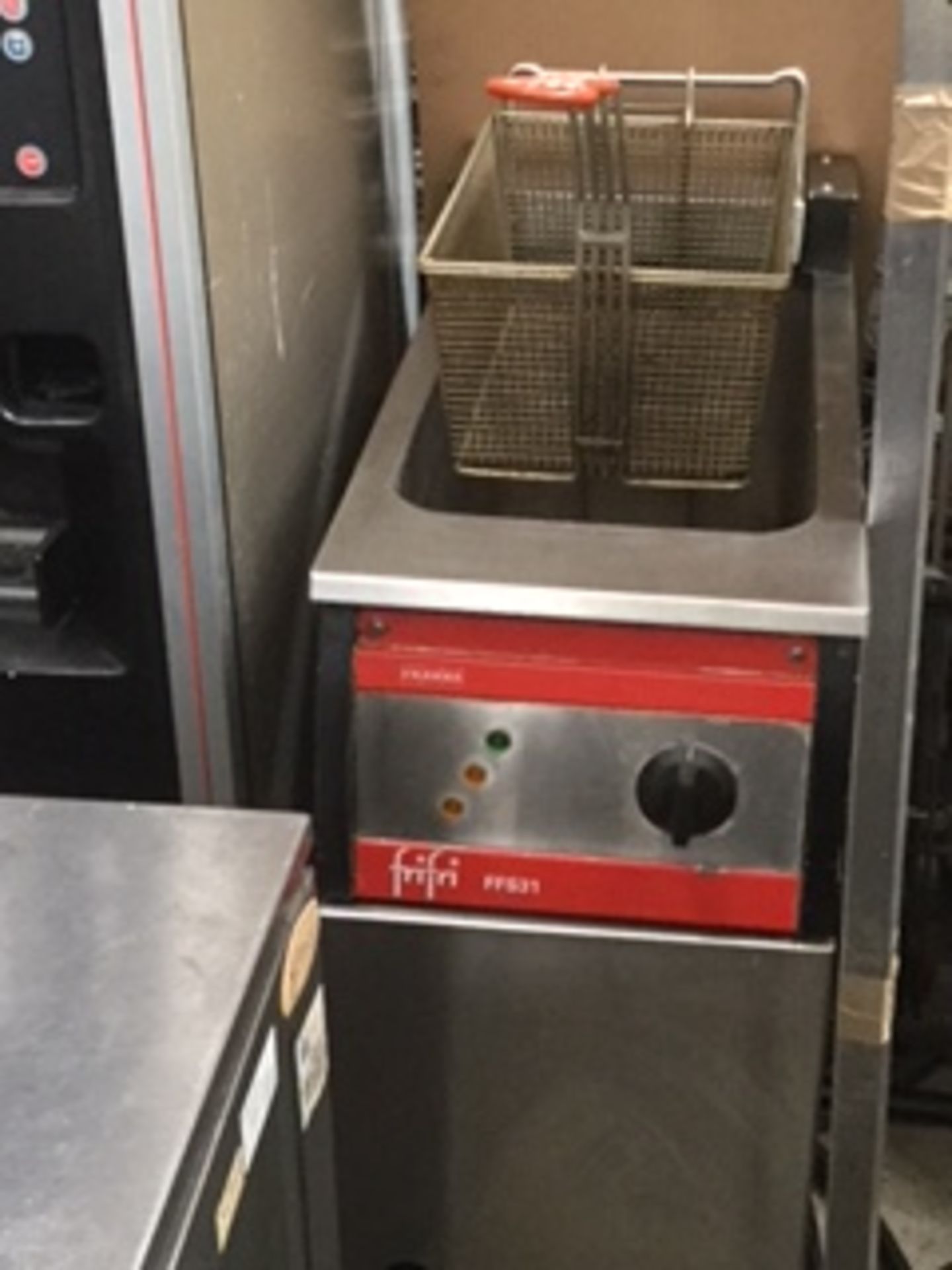 Fri Fri Single Electric Fryer – NO VAT