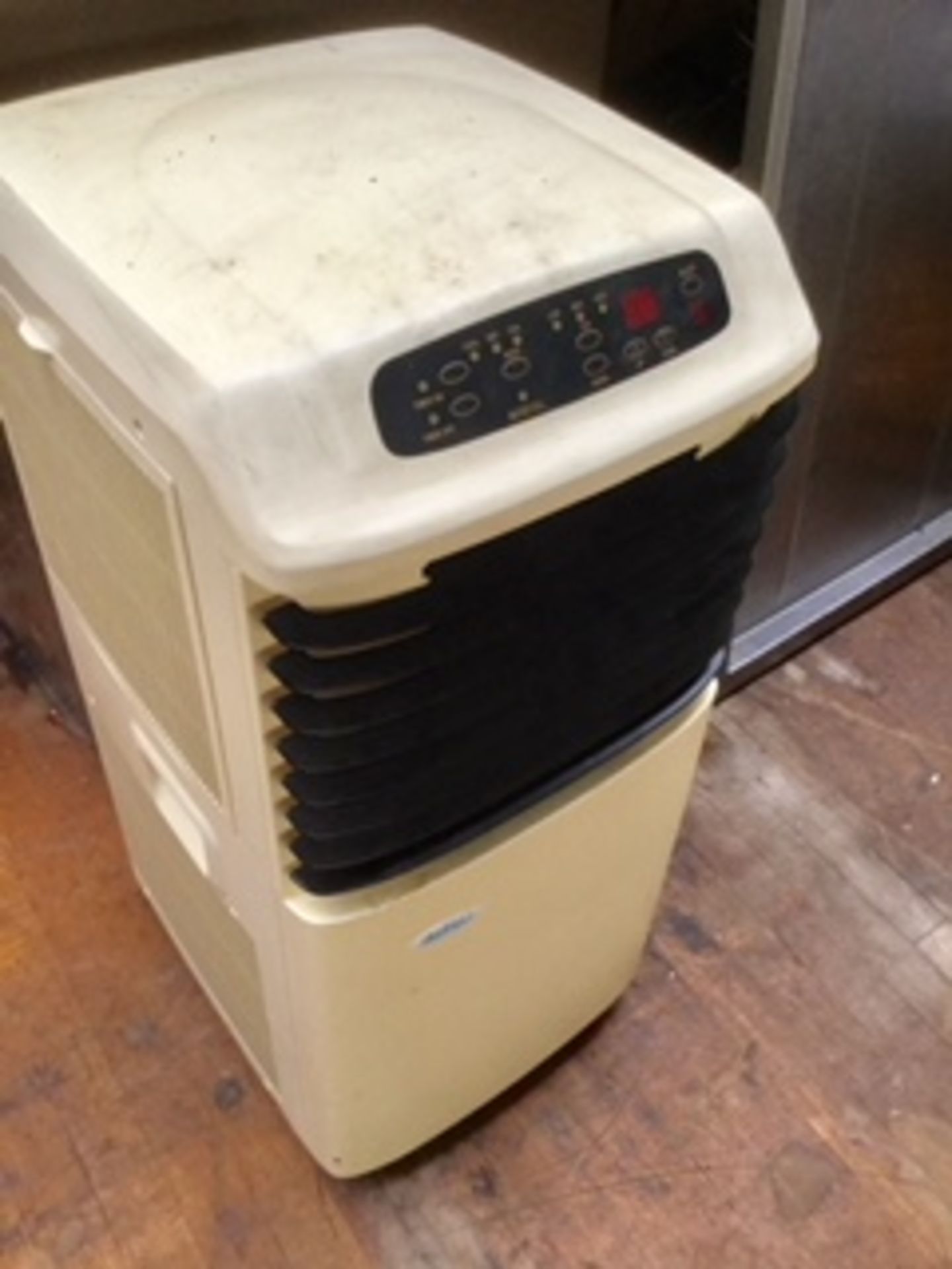 Portable Air Con Unit – NO VAT