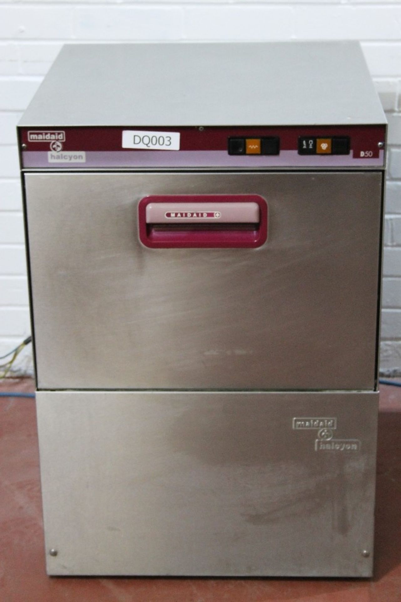 Maidaid Halcyon D50 Dishwasher – with Basket Tested – NO VAT - Image 2 of 2