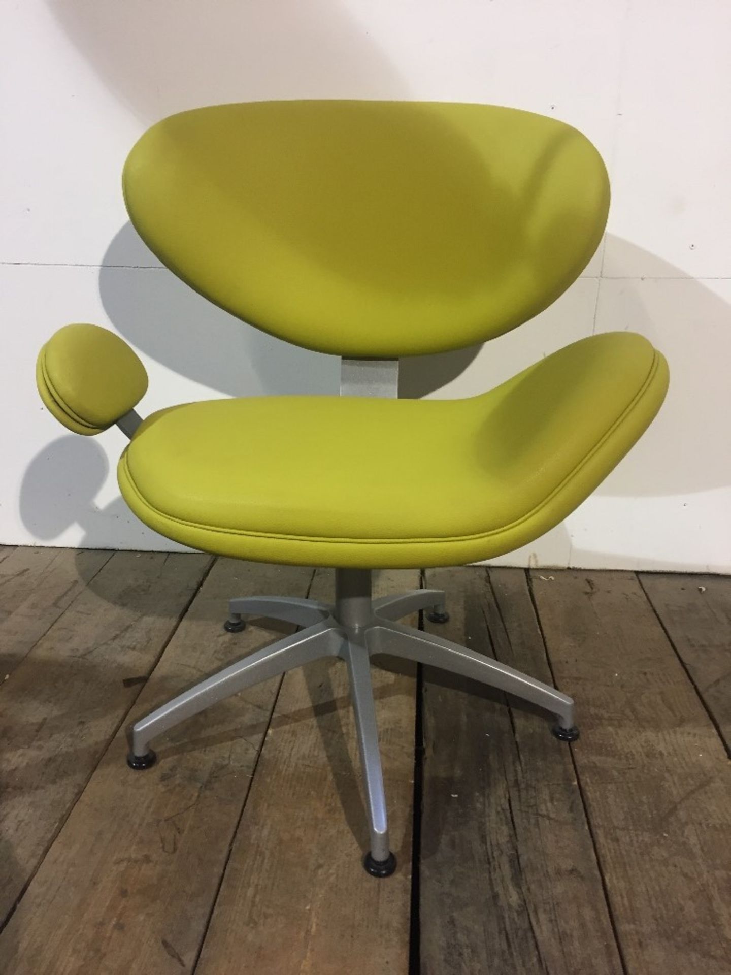 Modern Style Chair – NO VAT