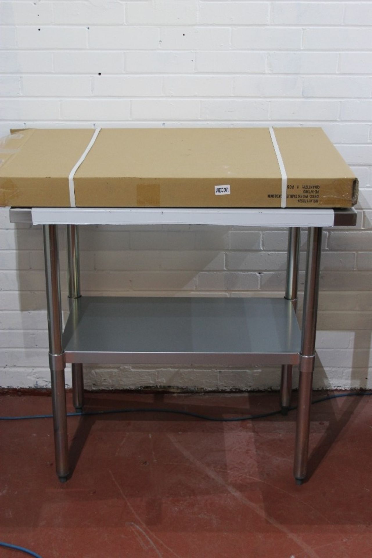 New Stainless Steel Table – Boxed – 900 x 600 mm - Image 2 of 2