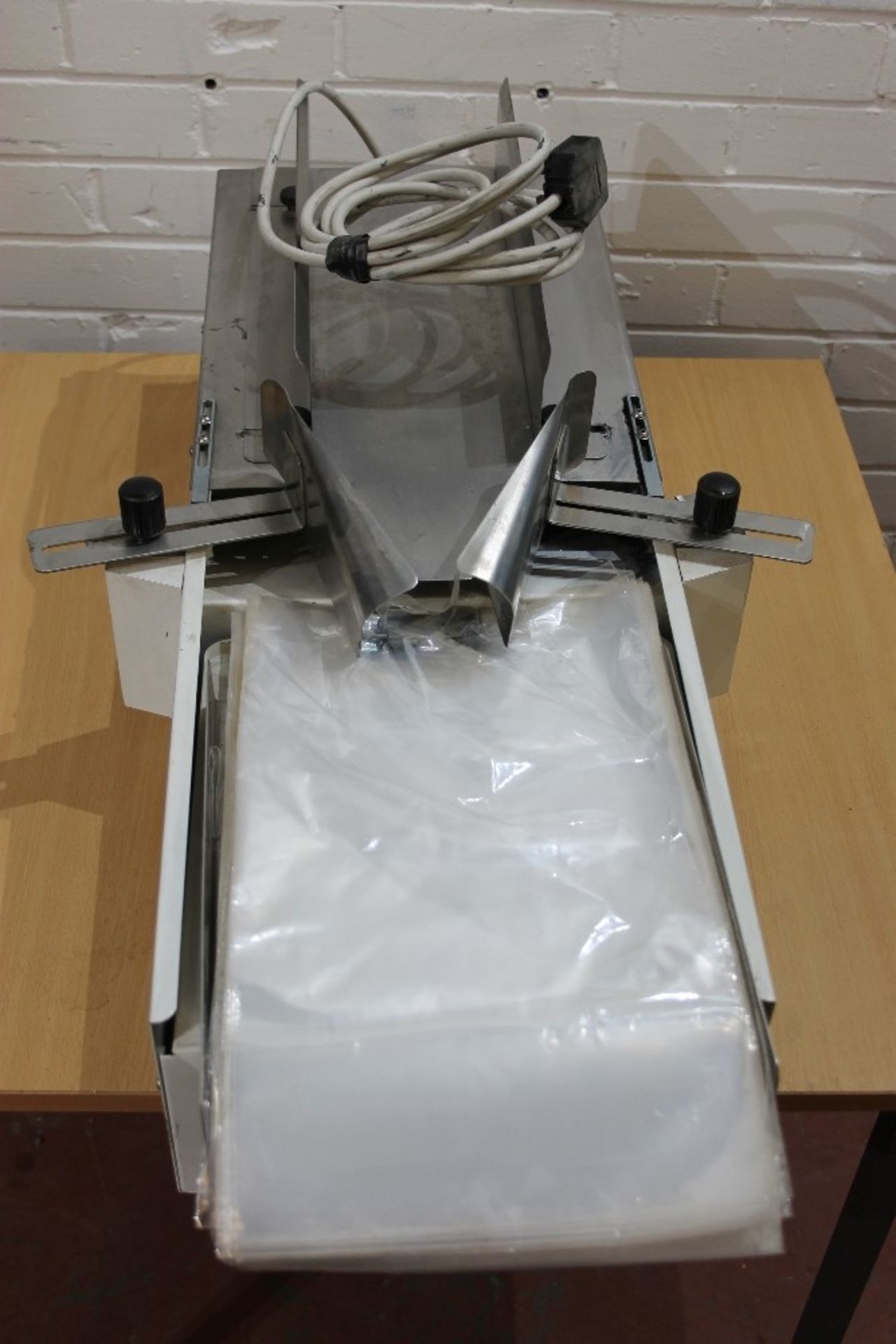 Norpak Bag Blower – Model EB250 - S/N 250-959 1ph- NO VAT - Image 2 of 2