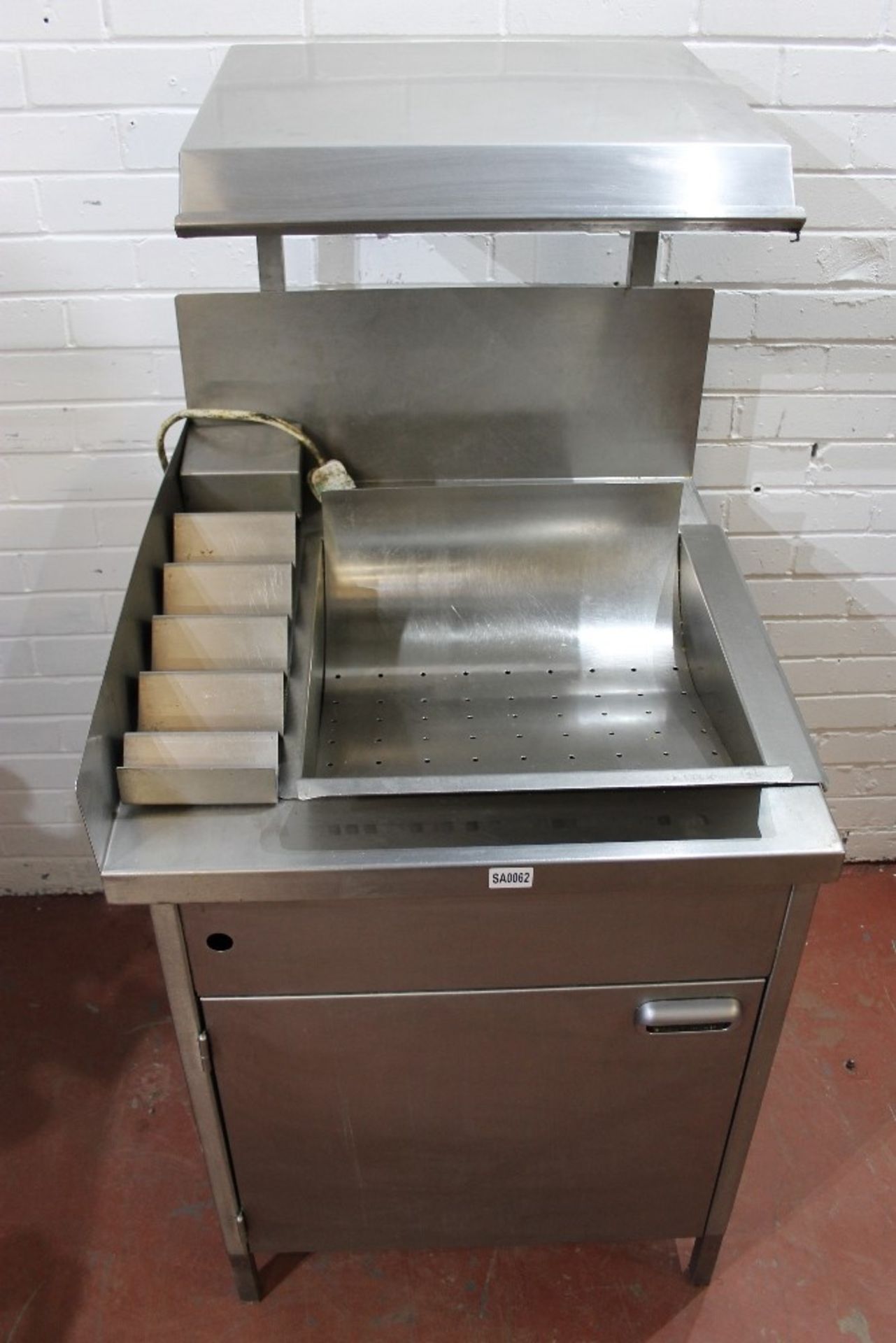 Stainless Steel Mobile Chip Scuttle with Heat Lamps +   Under Storage -1ph – W65cm x H140cm x D70cm - Image 4 of 4