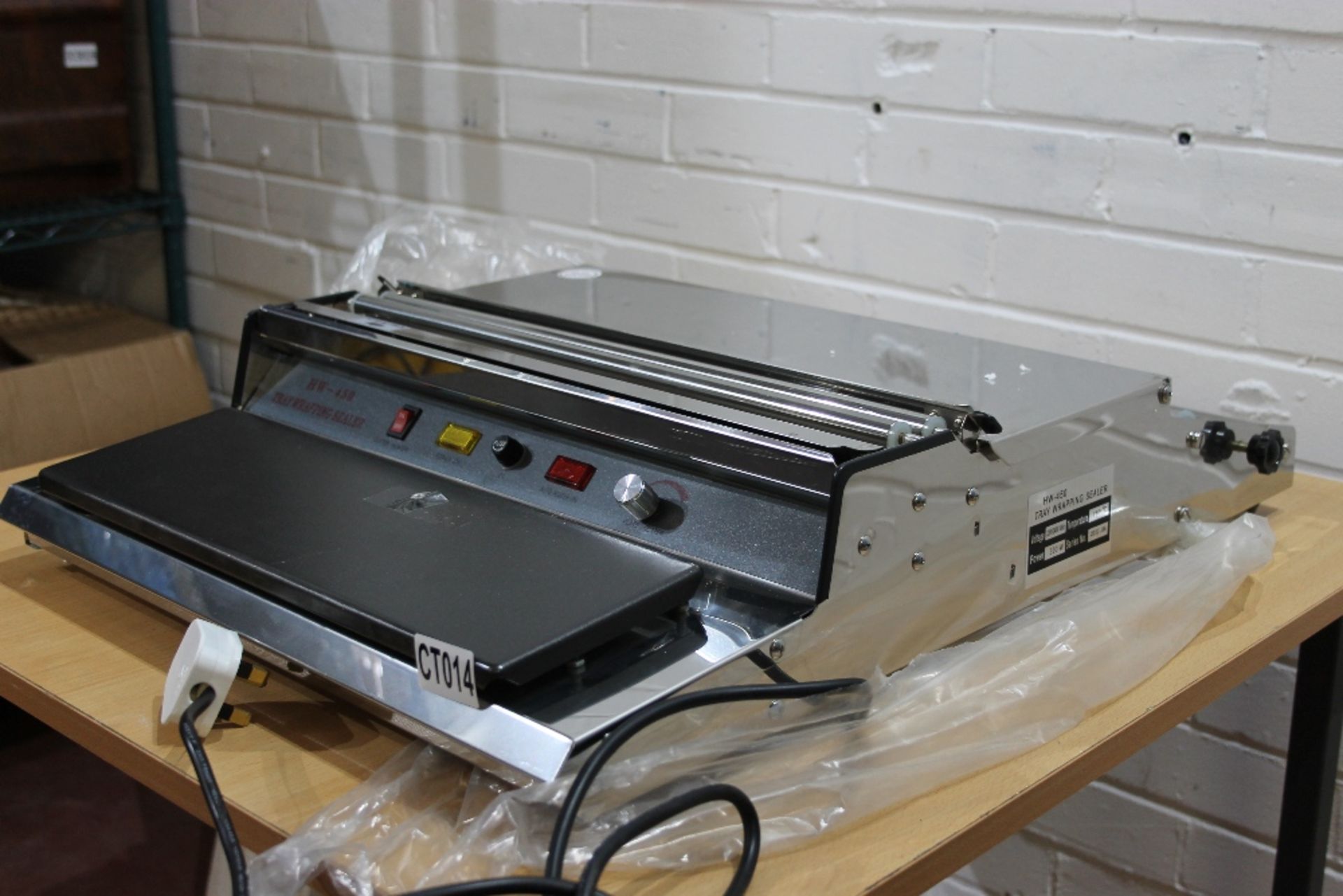 Tray Wrapping Sealer HW450 – As New – NO VAT