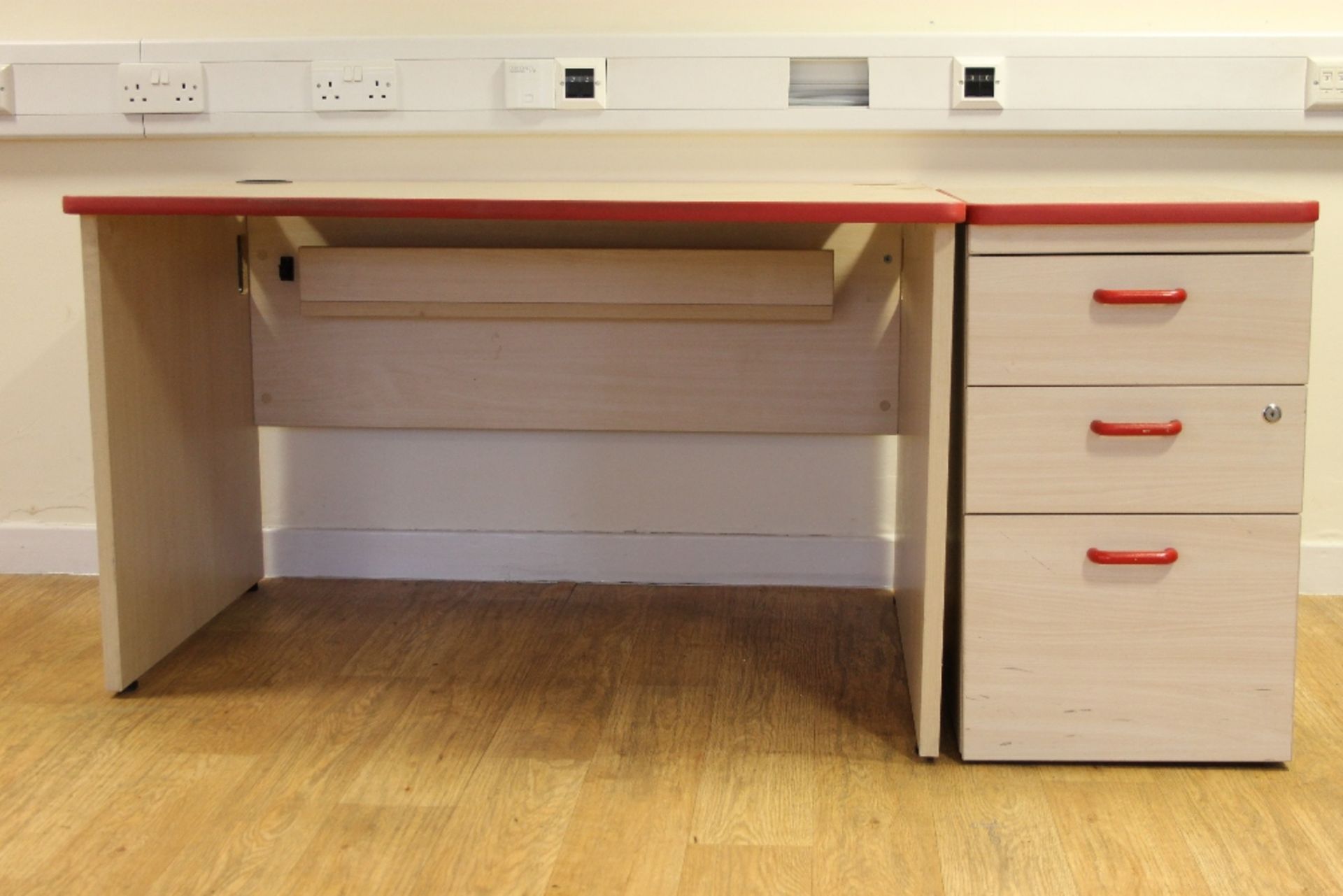 Small Light Wood Desk + set of Drawers with Red Trim W120cm x H72cm x D100cm – NO VAT - Image 2 of 2