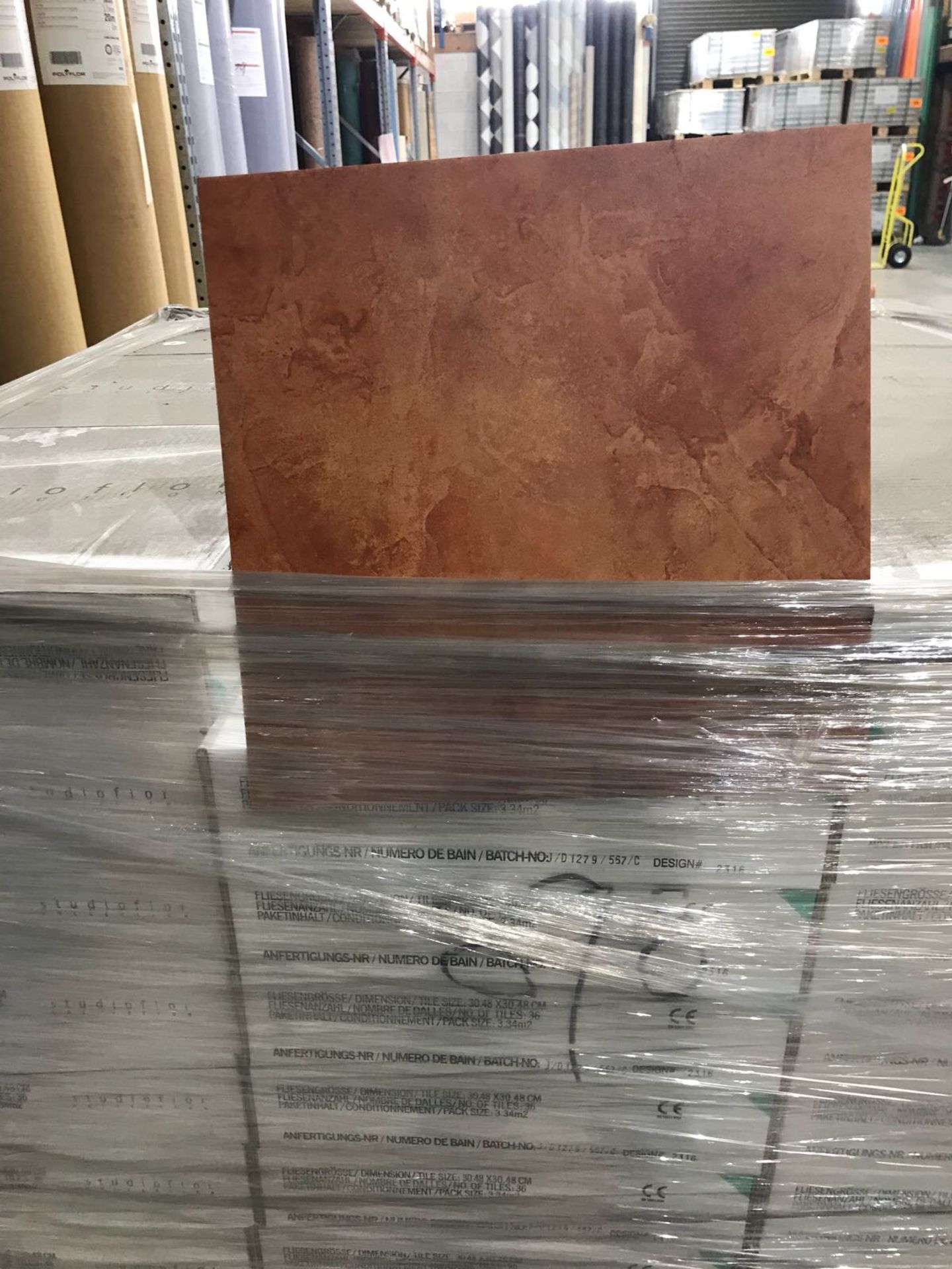 Polyflor Expona Studio Floor Terracotta Tiles – 12x12 inch 3.34m2 per box – 6 boxes = 20.06m2 – - Image 3 of 4