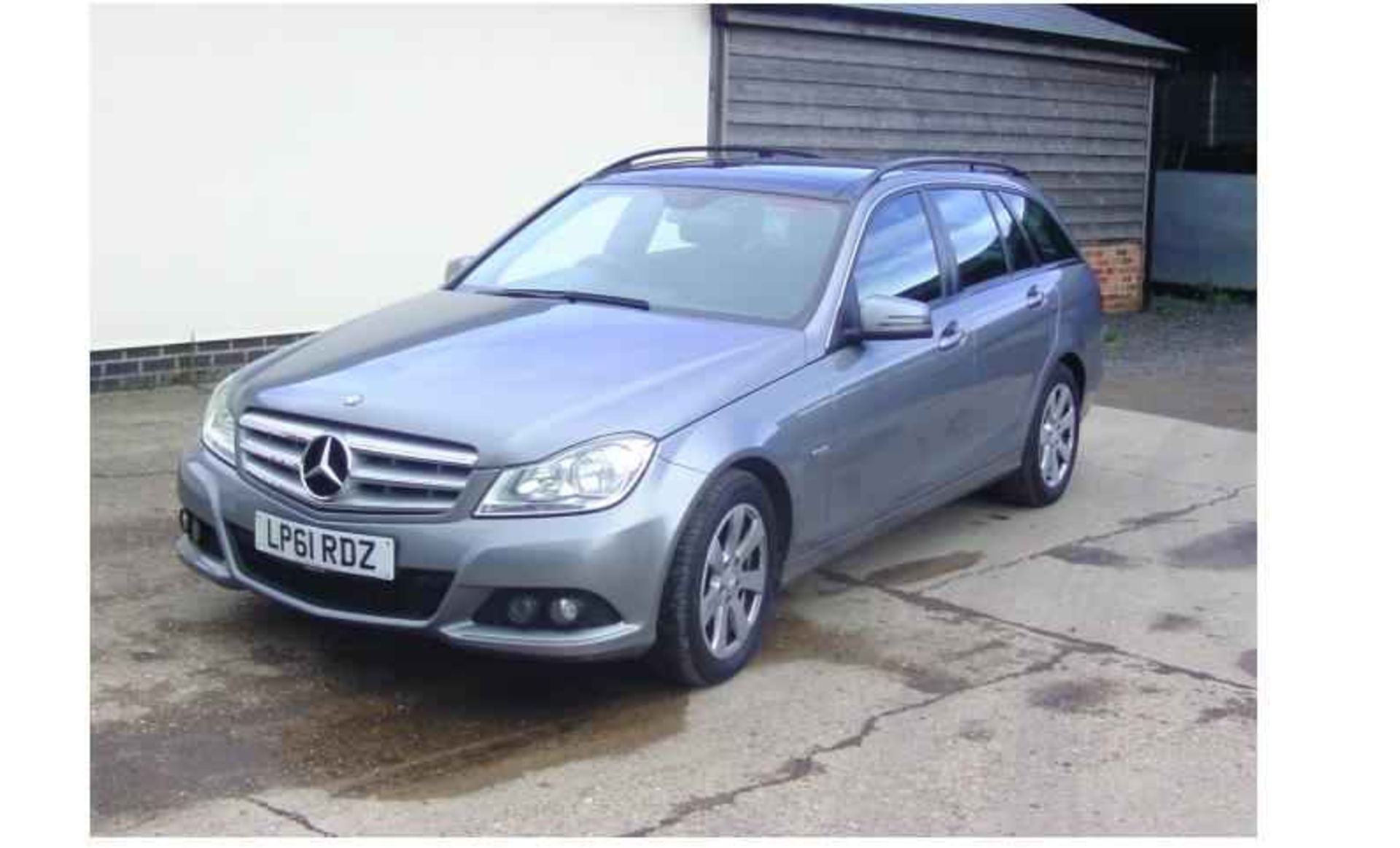 2012 Mercedes Benz C220 Blue Efficiency Auto Diesel Estate in Silver – Lady Owner Mileage: 93,000