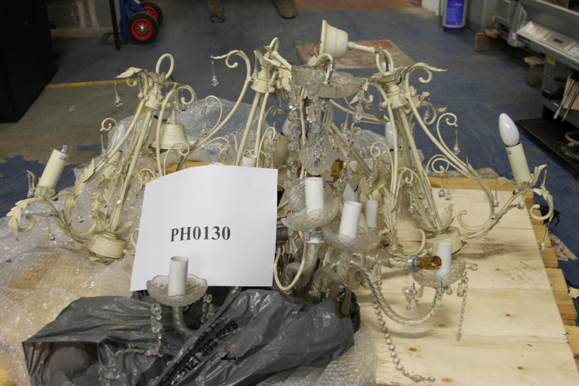 Pallet of Chandeliers – Assorted styles / colours as found – NO VAT - Image 2 of 4