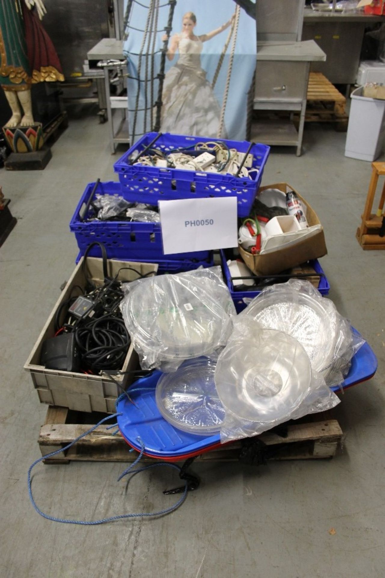 Mixed pallet of items : Electrical Plugs , White Crockery , Plastic Bowls & Children Sledges