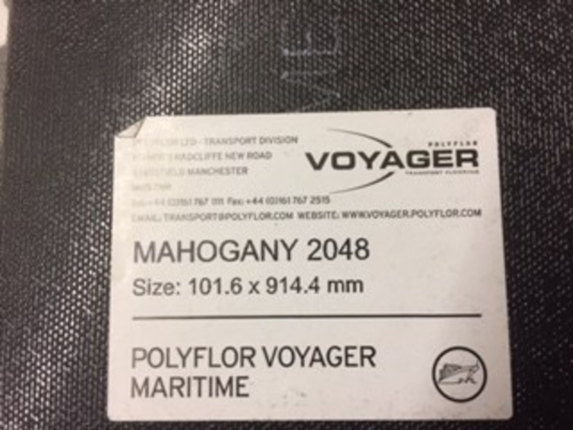 Polyflor Mahogany Strip Flooring – NO VAT Colour Maritime Voyager 2048 – 20.4m2 per lot (6 boxes) - Bild 2 aus 2