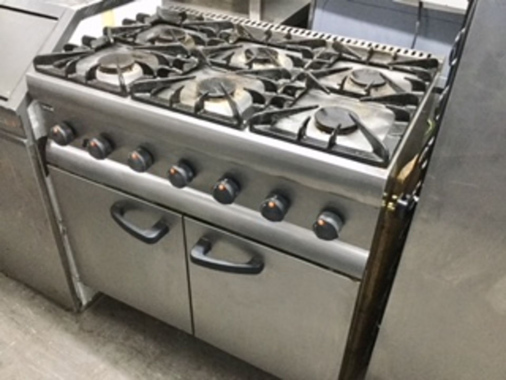 Lincat Six Burner Gas Cooker & Double Oven – NO VAT