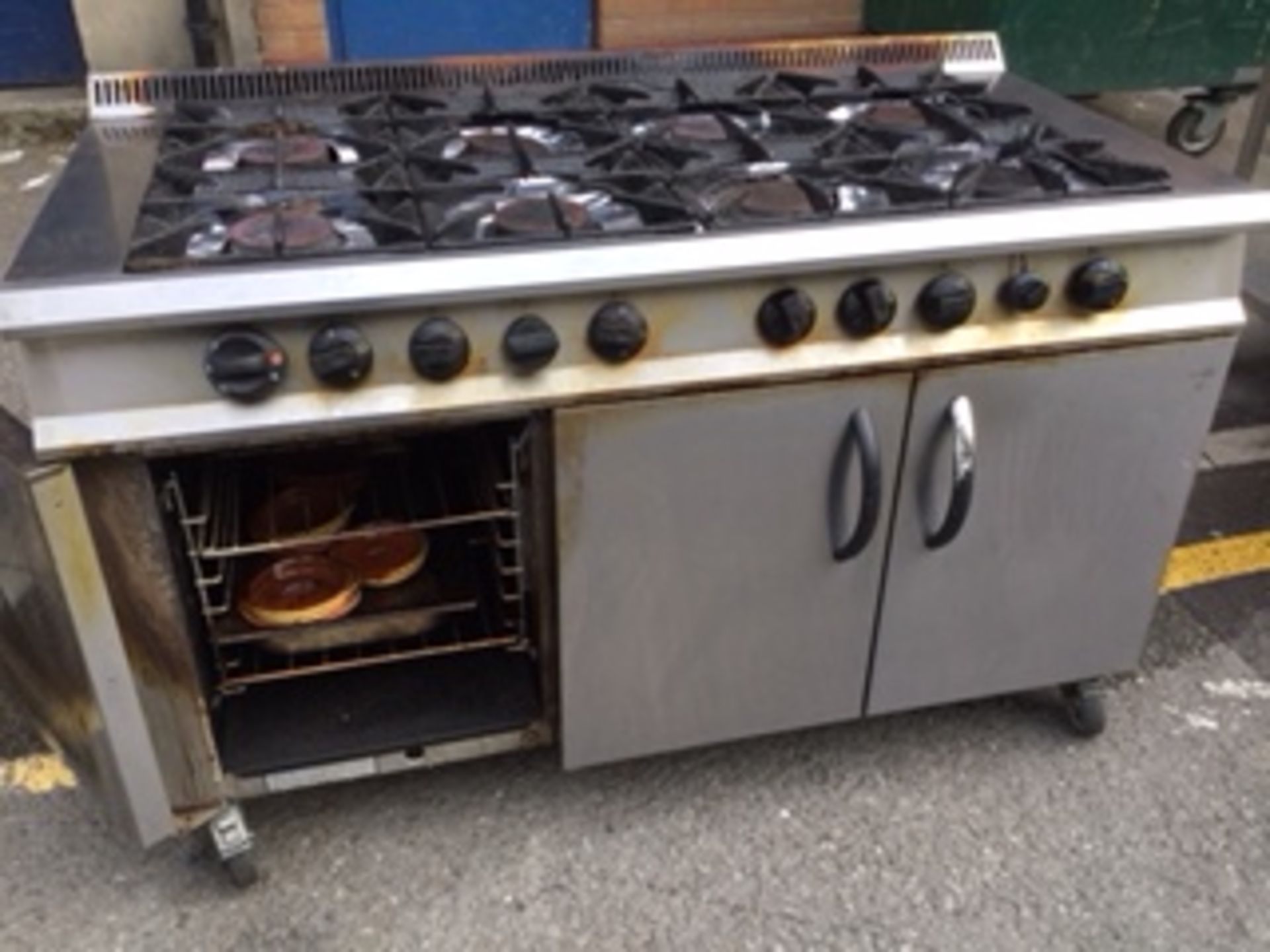 Moorwood Vulcan 8 Gas Cooker-Ovens Below- Mobile -  NO VAT - Image 3 of 3