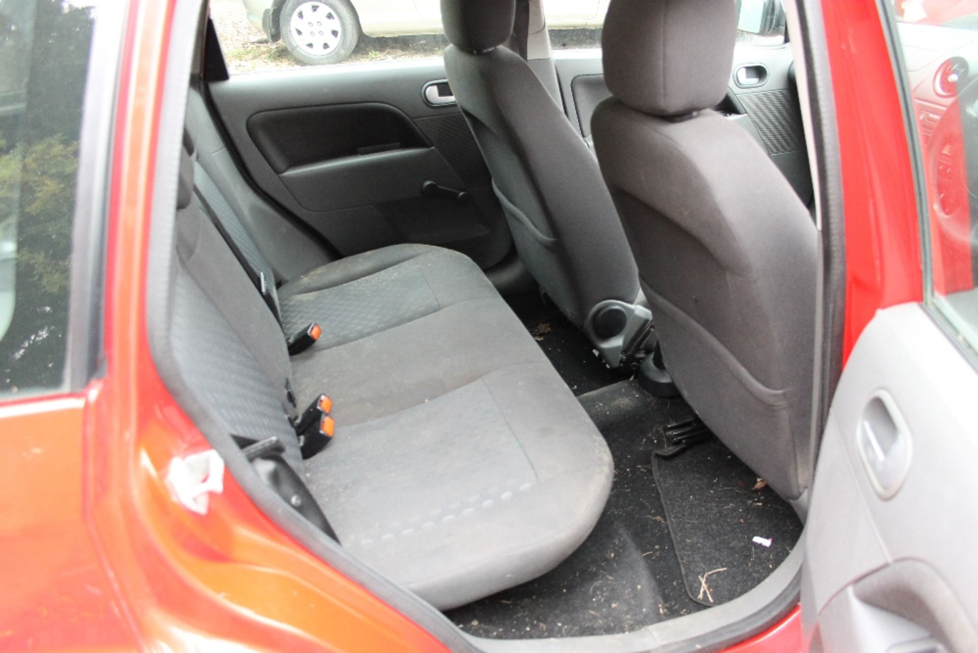 Ford Fiesta 5 Dr Red – Manual – Runner – Reg: VN53 CYT Mileage: 140,000 MOT: Expired 23/03/2018 - Image 9 of 9