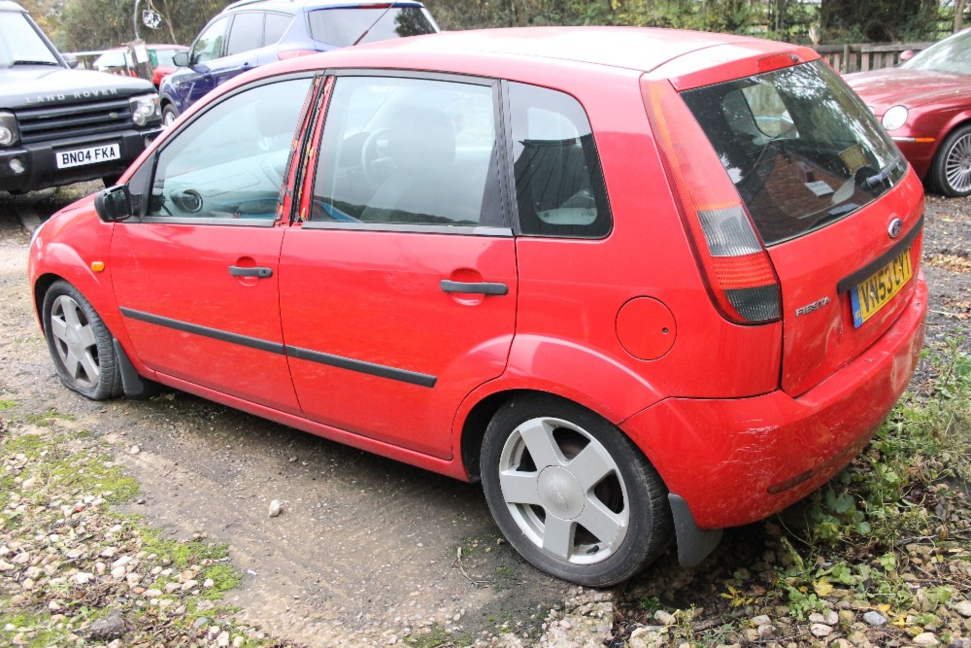 Ford Fiesta 5 Dr Red – Manual – Runner – Reg: VN53 CYT Mileage: 140,000 MOT: Expired 23/03/2018 - Image 5 of 9