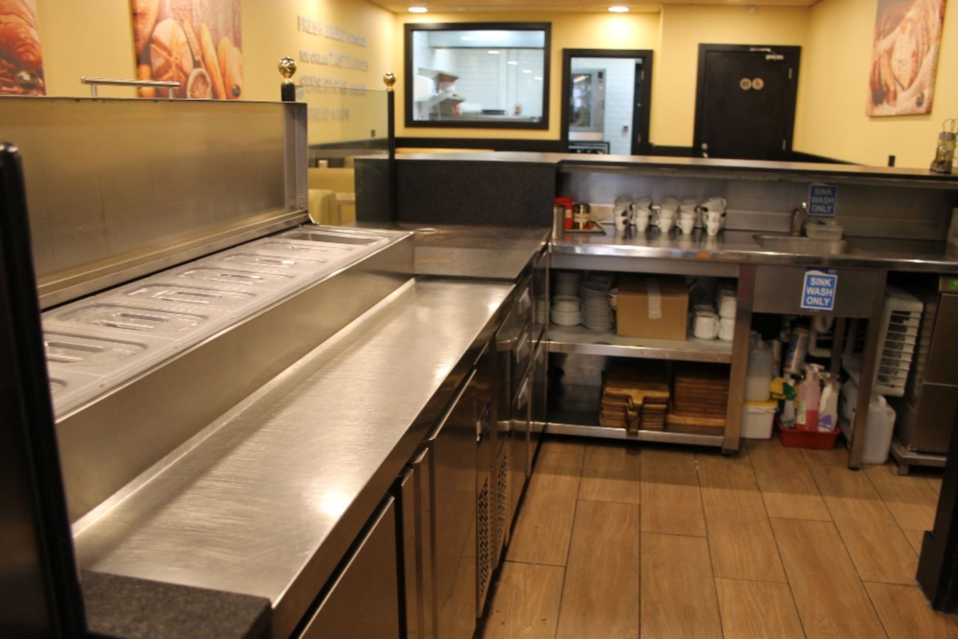 Huge Cafeteria Corner Service Counter – approx W330cm x D80cm to the front + 300cm x 80cm right side - Image 2 of 7