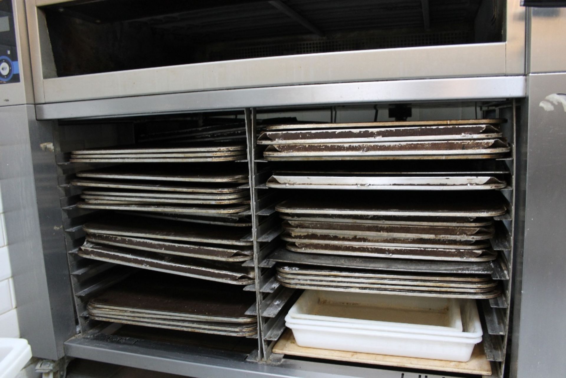 Large Stainless Steel Single Deck Bread / Pastries Oven Under Storage – includes large number of - Image 3 of 3