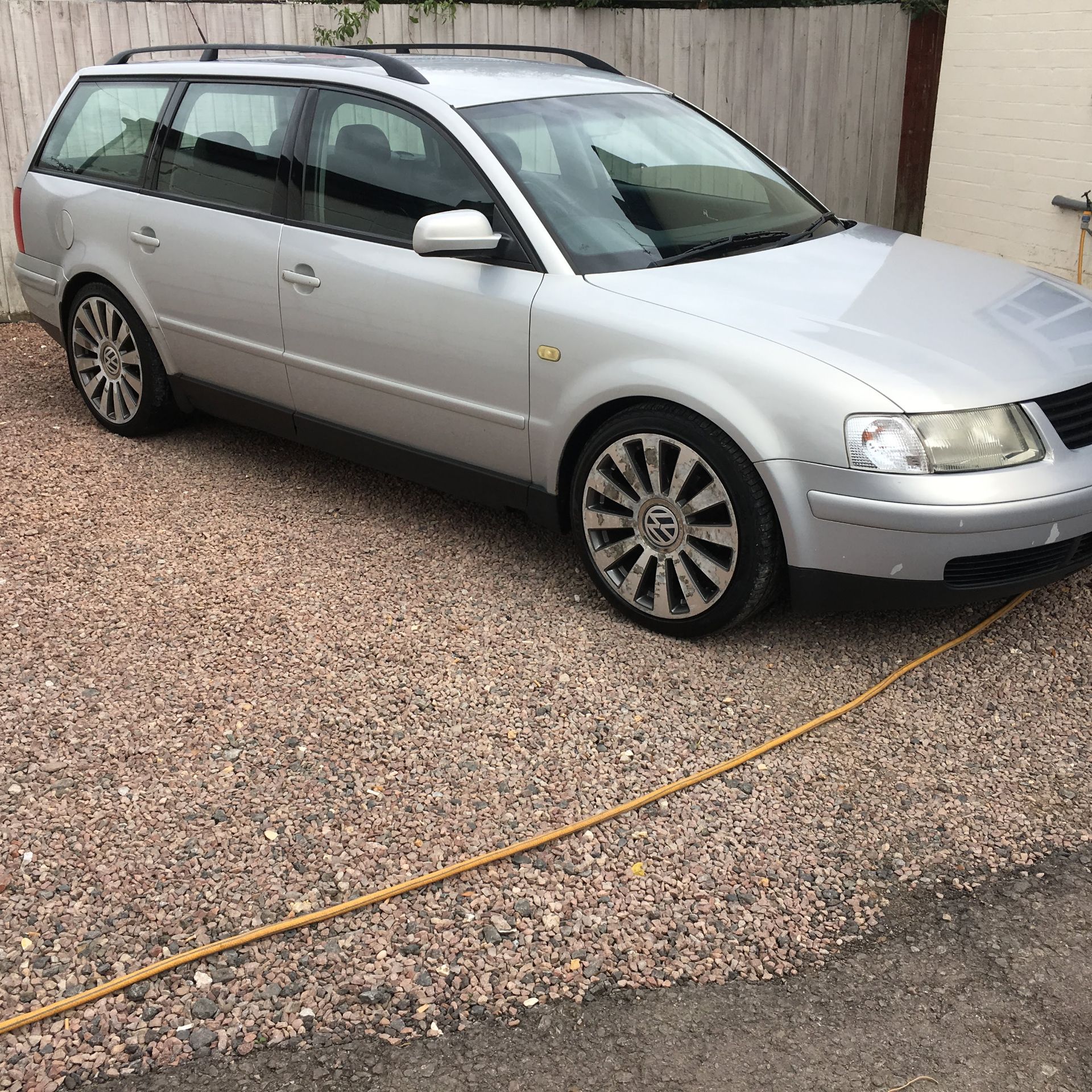 VW Passat Estate 2.5TDi – Silver – Diesel – V362 ERB Registered 1999 Mileage: 126,000