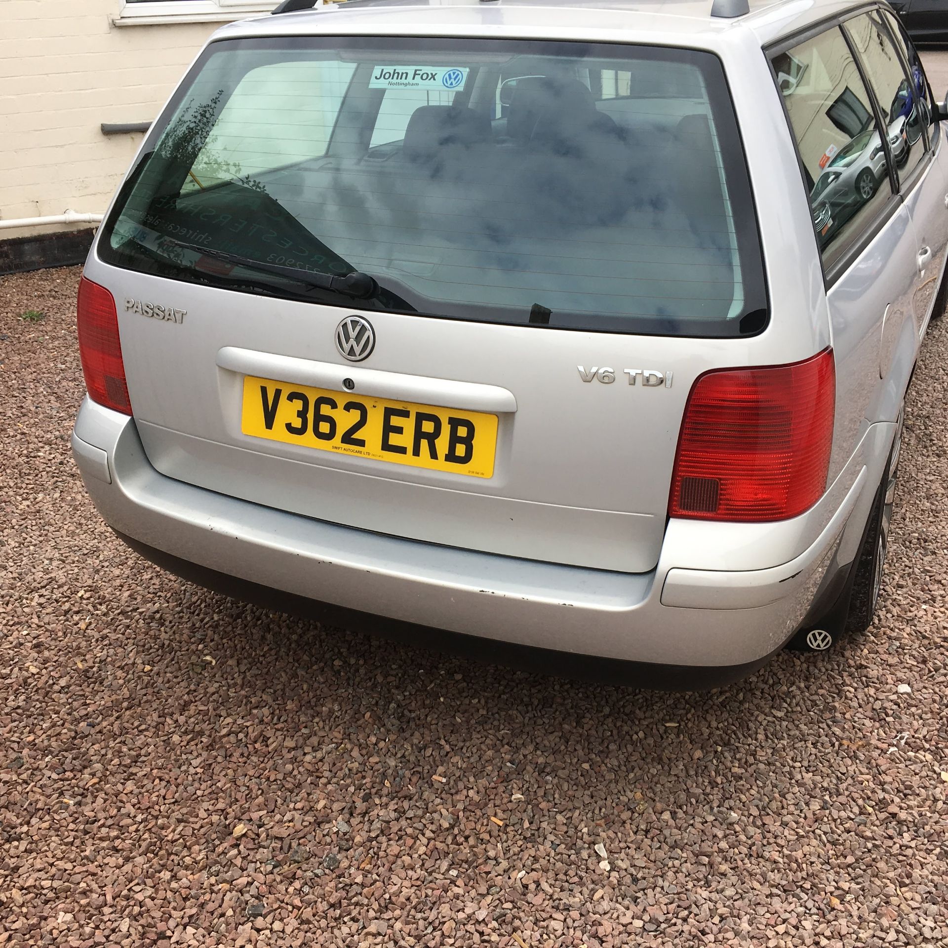 VW Passat Estate 2.5TDi – Silver – Diesel – V362 ERB Registered 1999 Mileage: 126,000 - Bild 3 aus 8