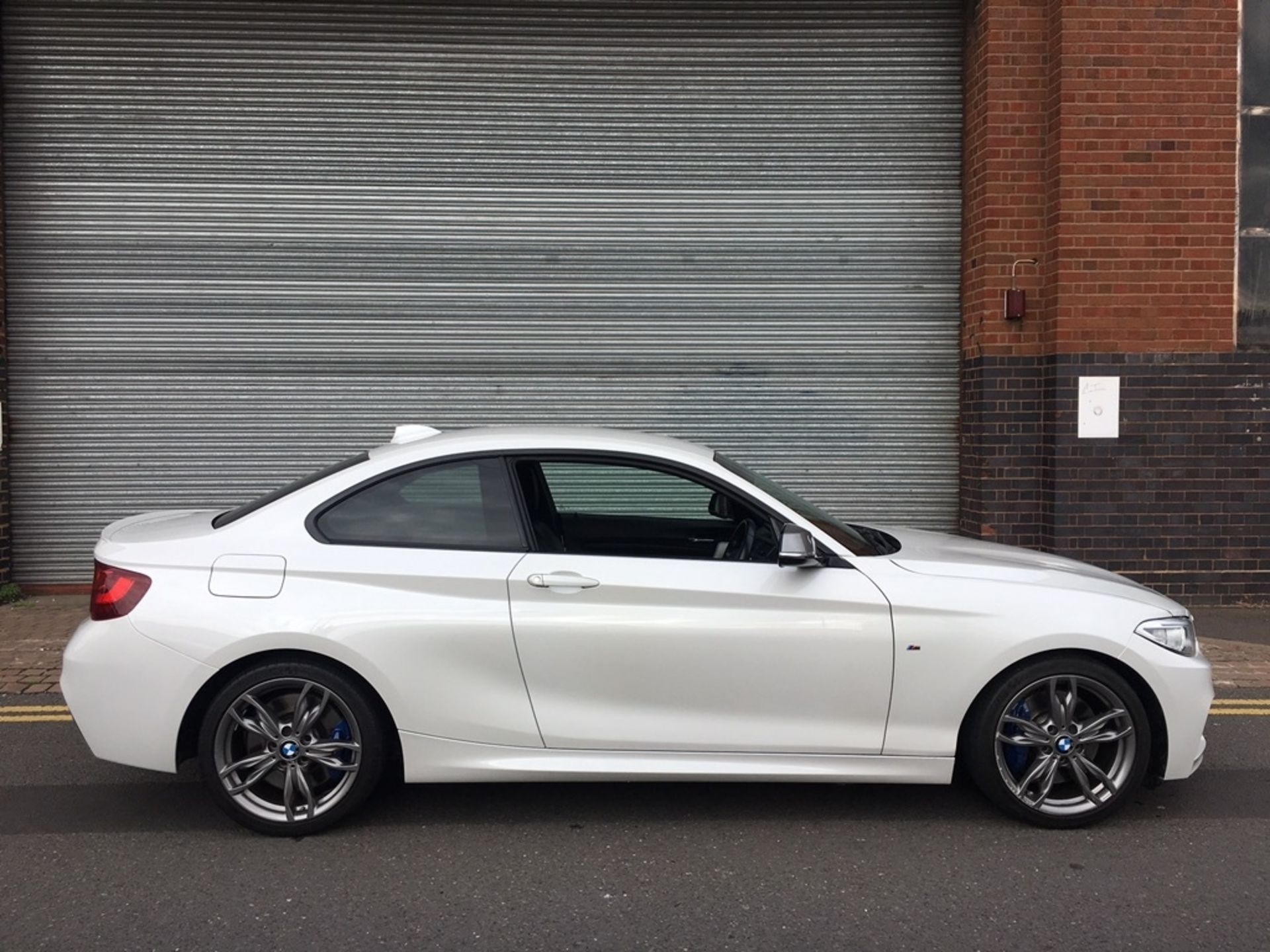 BMW 2 Series 3.0 M235i Sport Auto – 2 Dr- Petrol – 2016 – White Reg: BG66 UDU – 2016 Mileage: 32,000