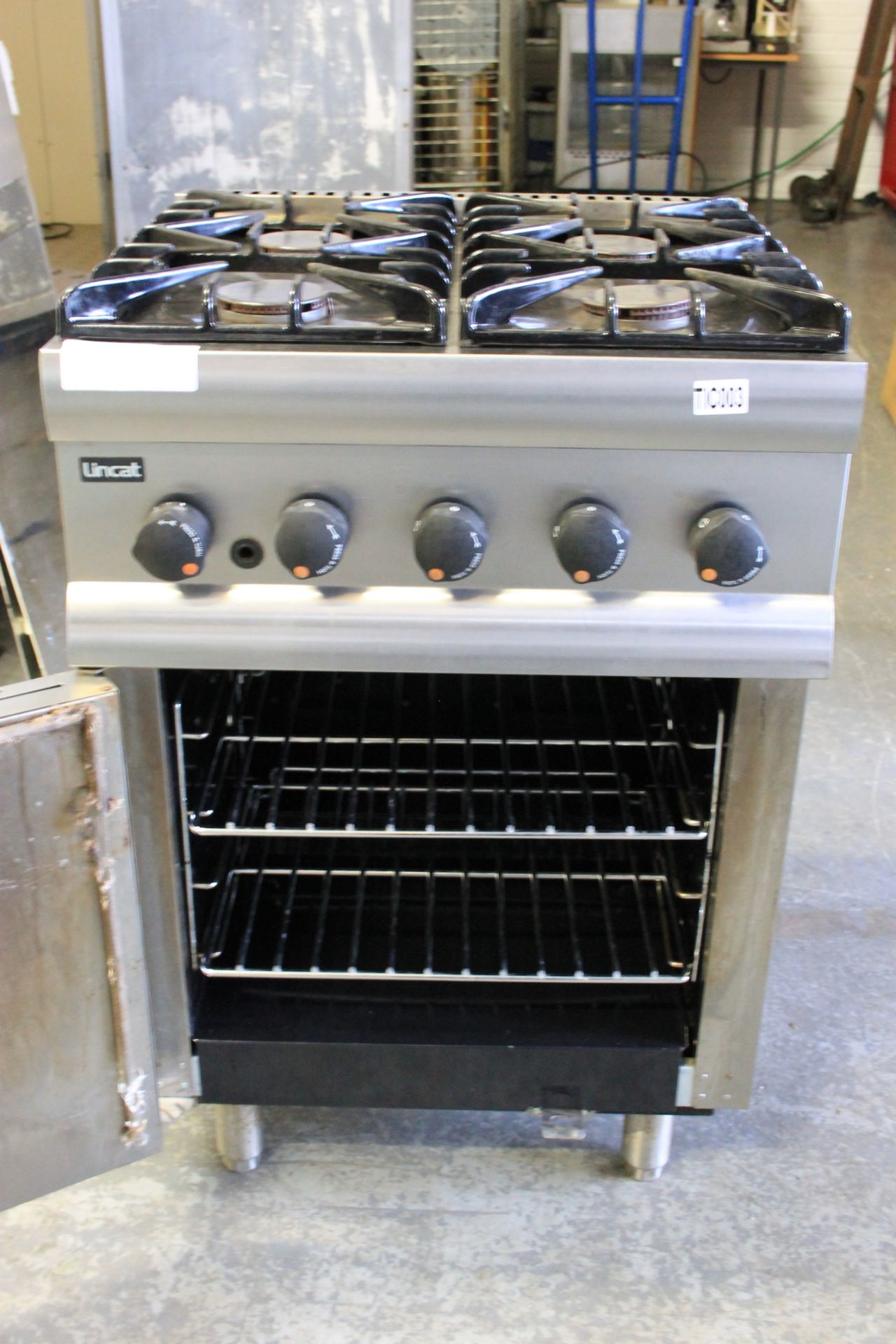 Lincat A1 -4 Burner Nat Gas Cooker + Oven - Image 3 of 4