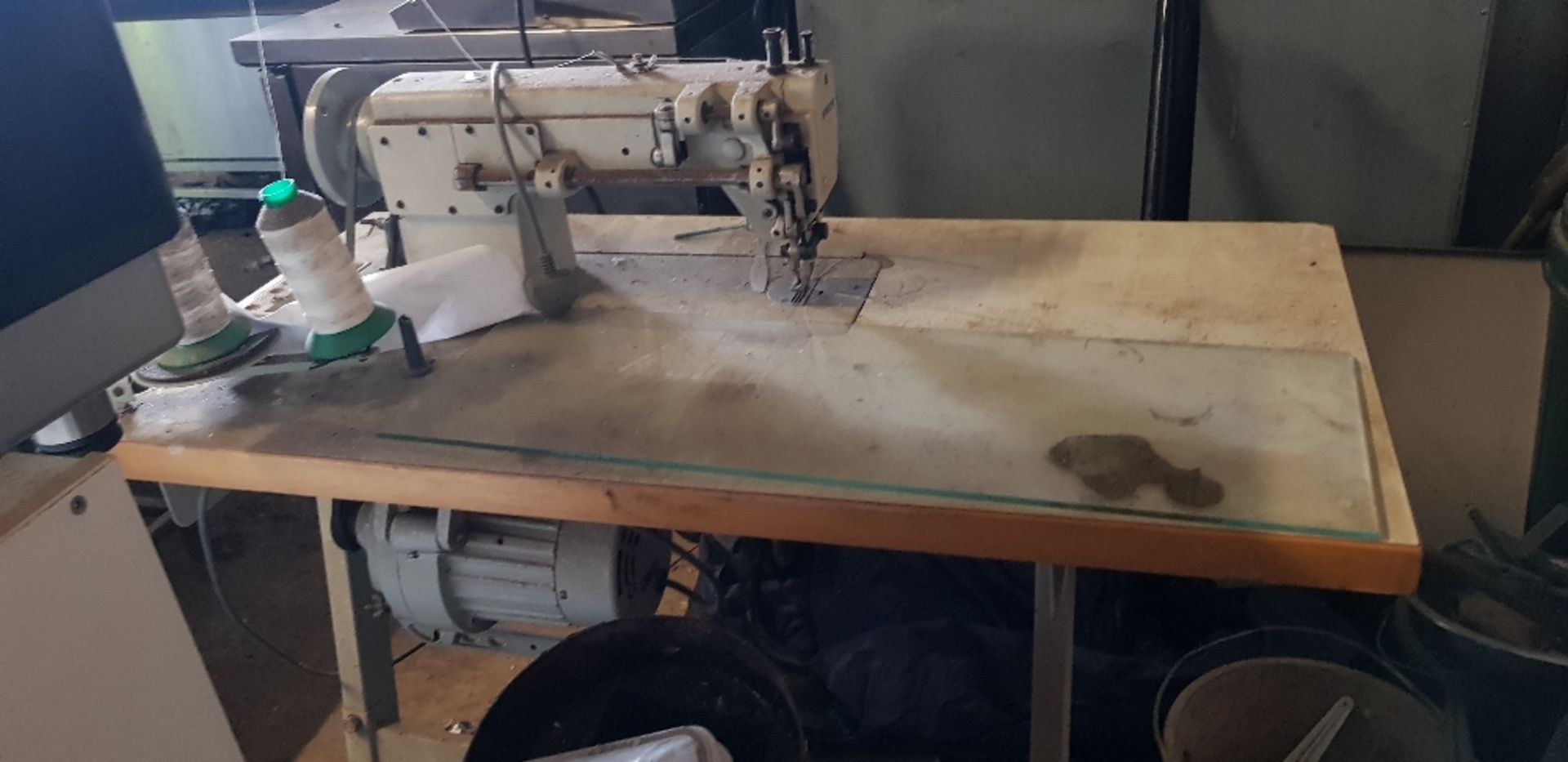 Walking Foot Single Needle Sewing Machine – used for small repairs to pvc – NO VAT