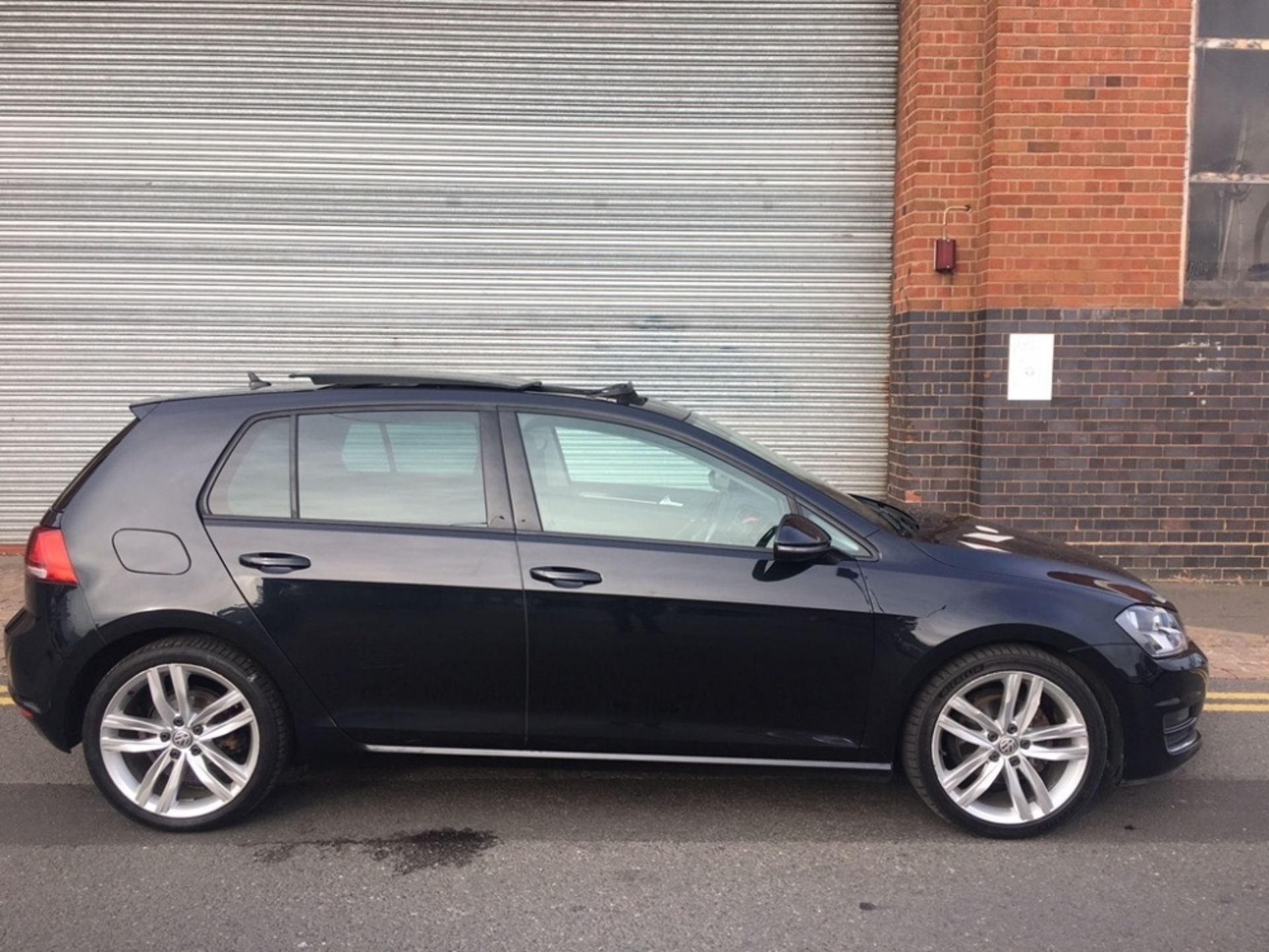 Volkswagen Golf 2.0 TDI BlueMotion Tech GT 5Dr – Diesel- Black Reg: MF66 XMH - 2016 Mileage: 60, - Image 4 of 11