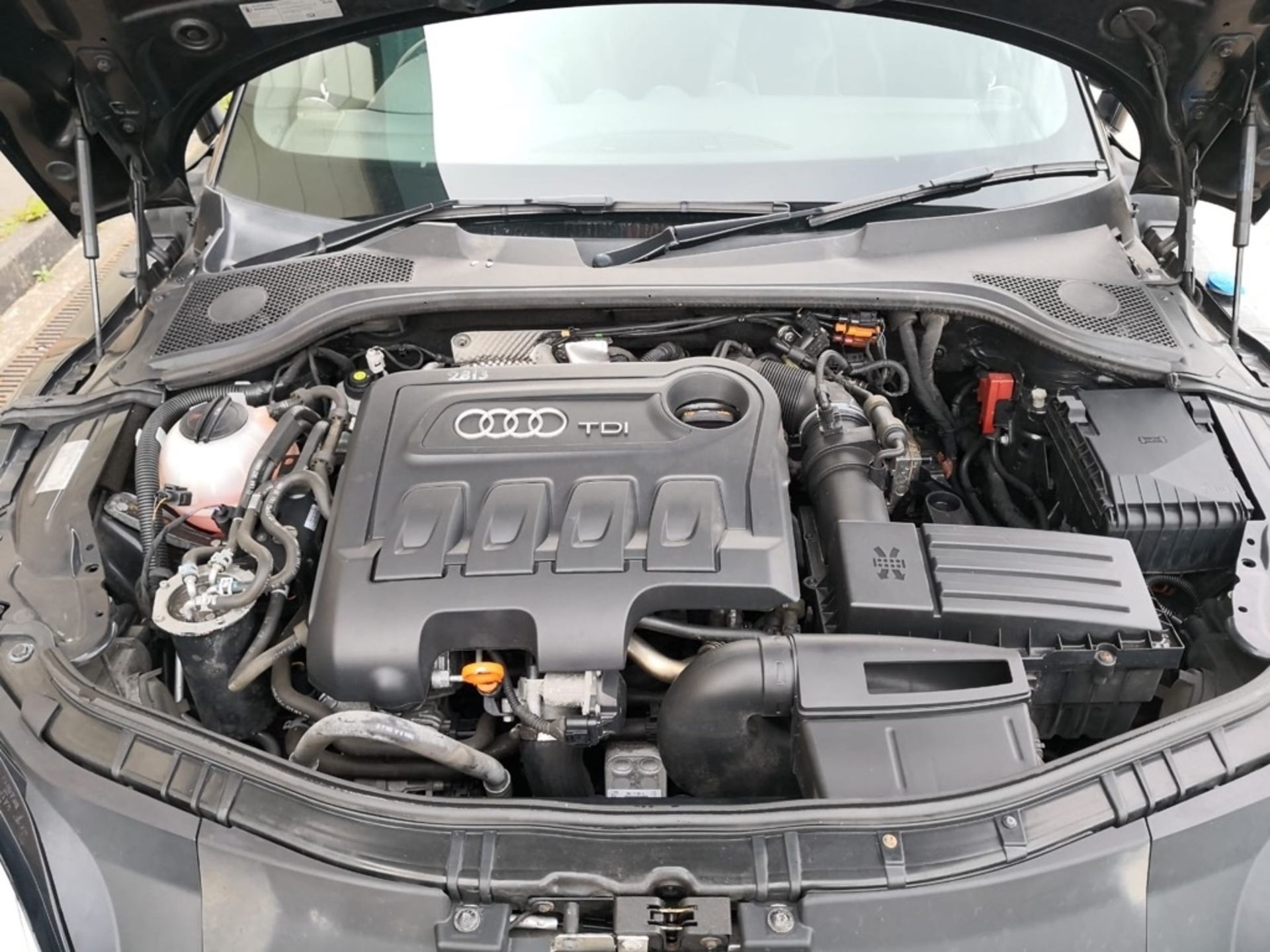 Audi TT 2.0 TDI – Manual – Diesel – 2011- Black Reg: BC11 WFM – 2011 Mileage: 107,000 MOT: 28-04- - Image 7 of 7
