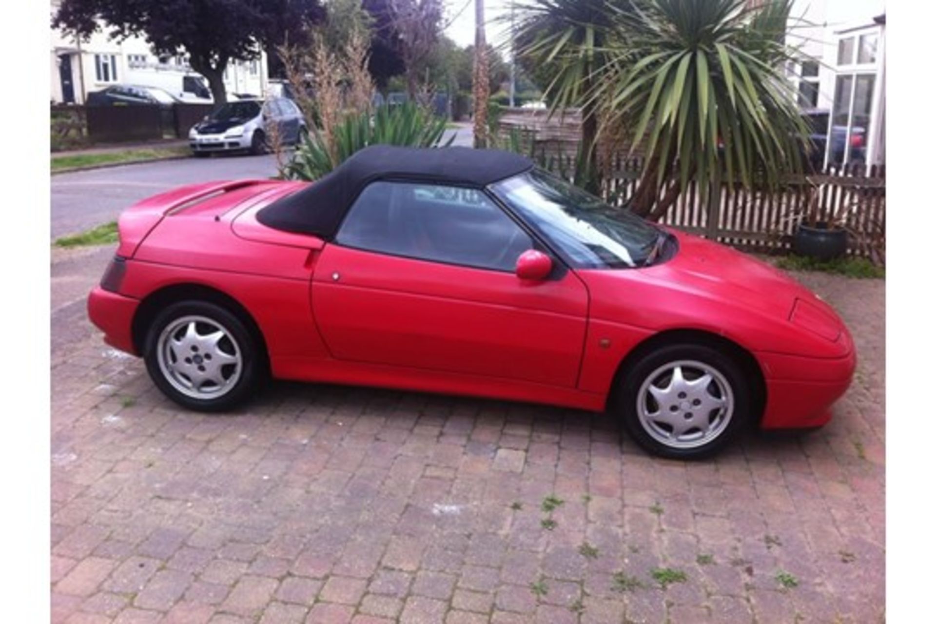 Lotus Elan SE – H424 YYVMileage : 55,000MOT: Full 12 MonthsOwners : 3 PreviousPetrol engine ,