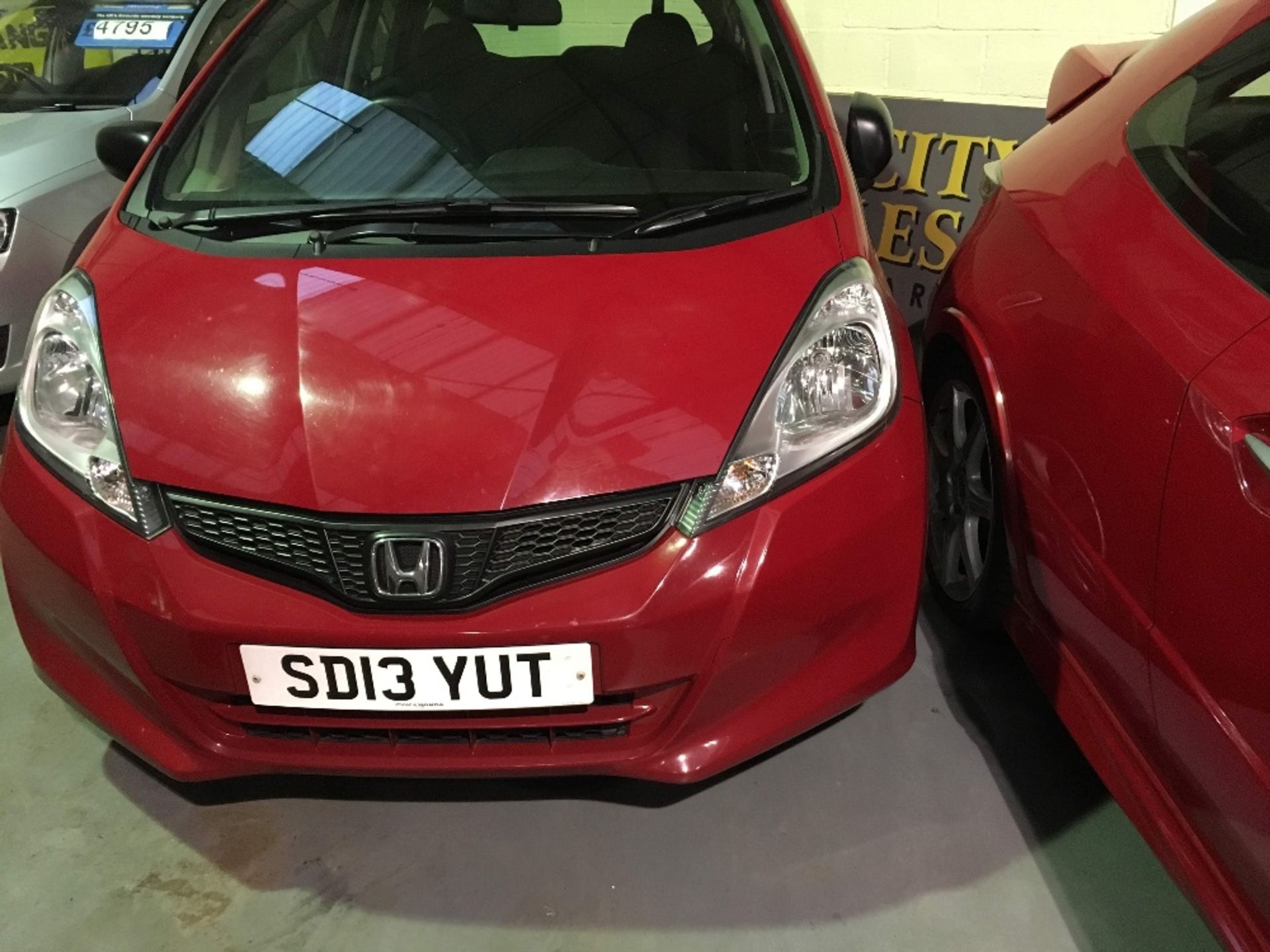 Honda Jazz 1.21-VTEC S 5Dr (VSA) 2013 – Petrol – Manual – Red Mileage: 79,654 Reg: SD13 YUT MOT: - Image 2 of 4