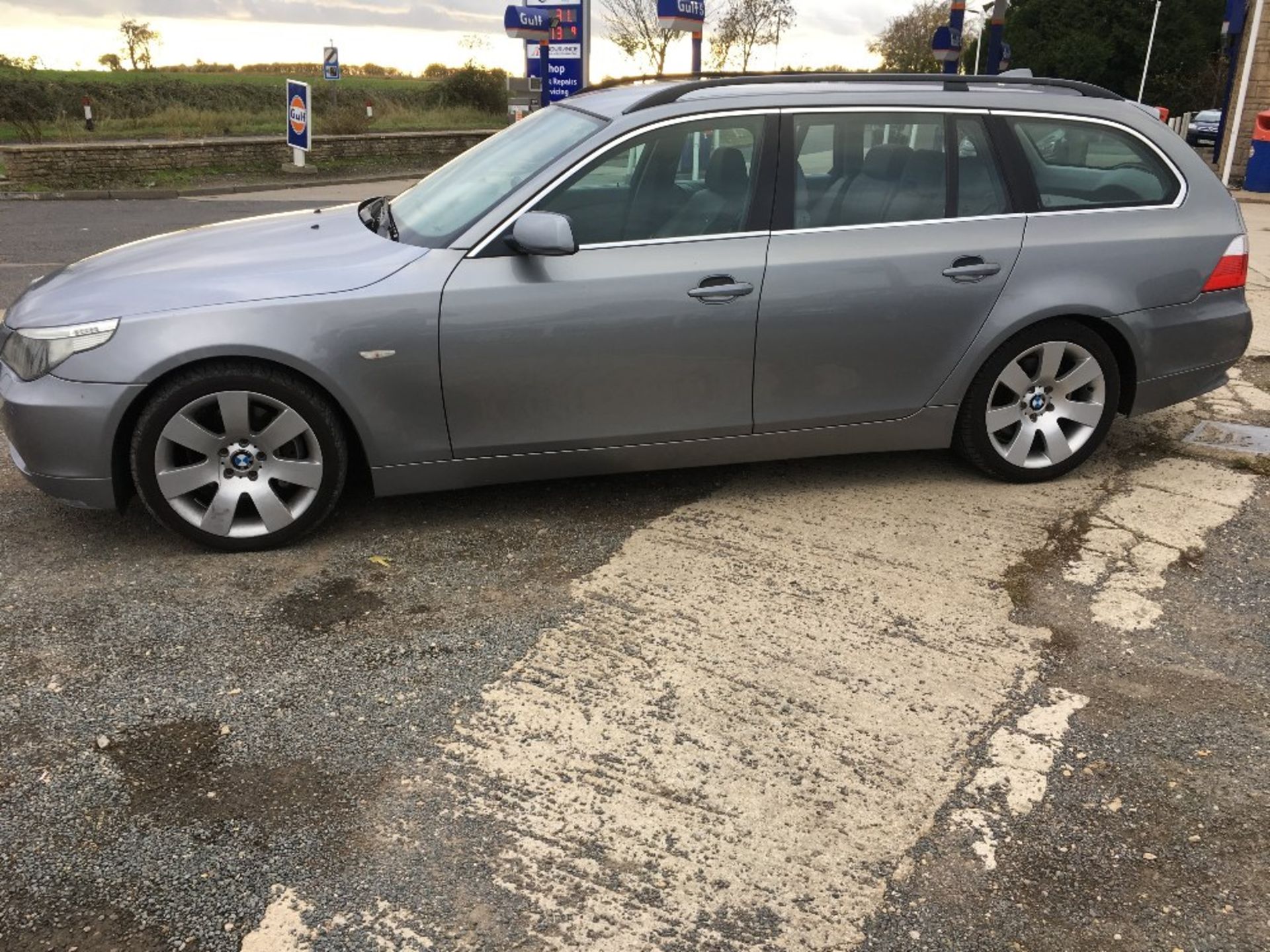 BMW 530d Touring Estate Grey–3.0Litre 6-cylinder Diesel Engine AutoReg: WV54 WWKMileage: 146,000MOT: - Image 4 of 6