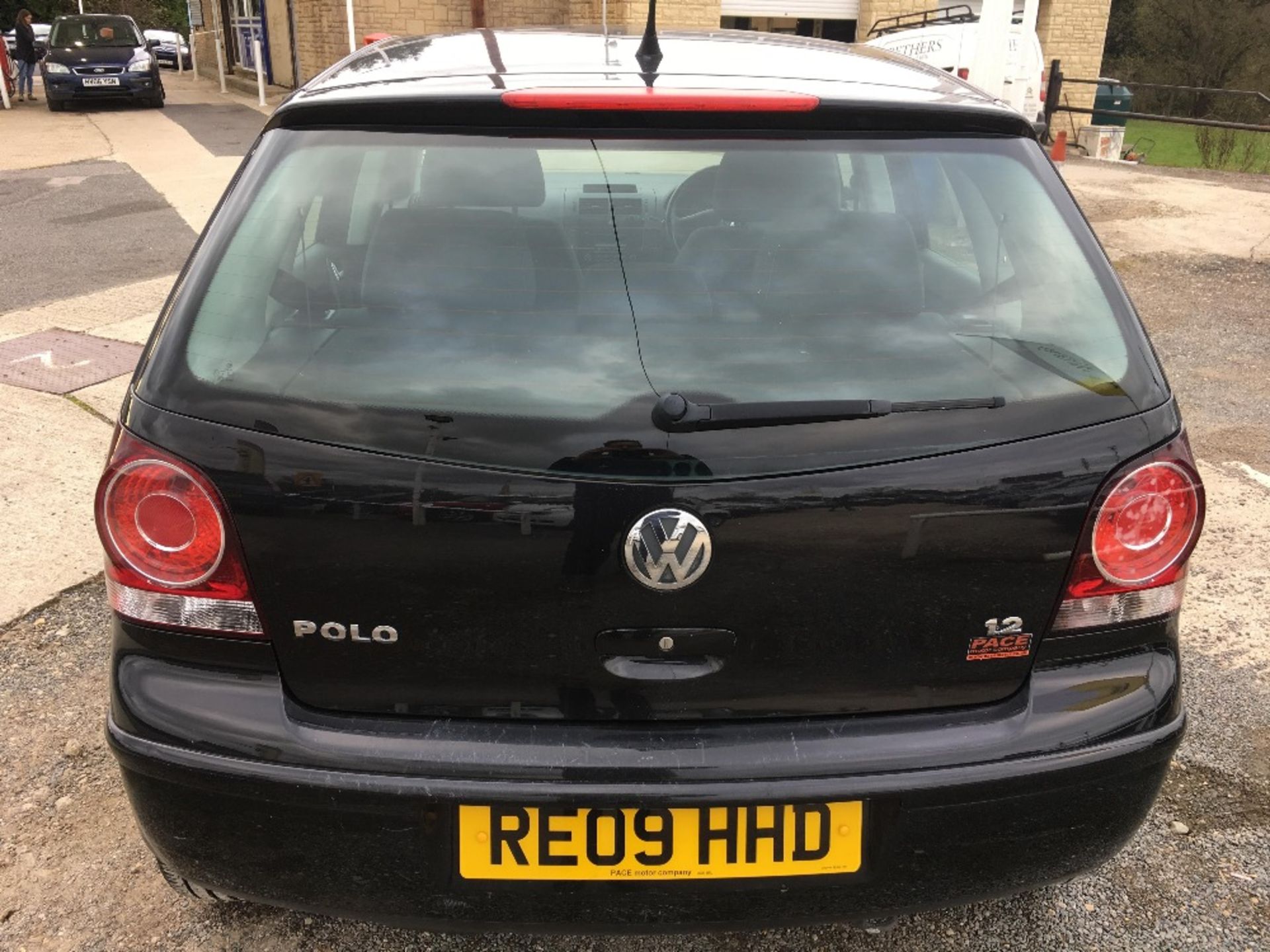 VW Polo 1.2 Match 5 Dr – Metallic Black - RE09 HHD Reg: RE09 HHDMileage: 92,867MOT:29-05-2019 – NO - Image 2 of 7