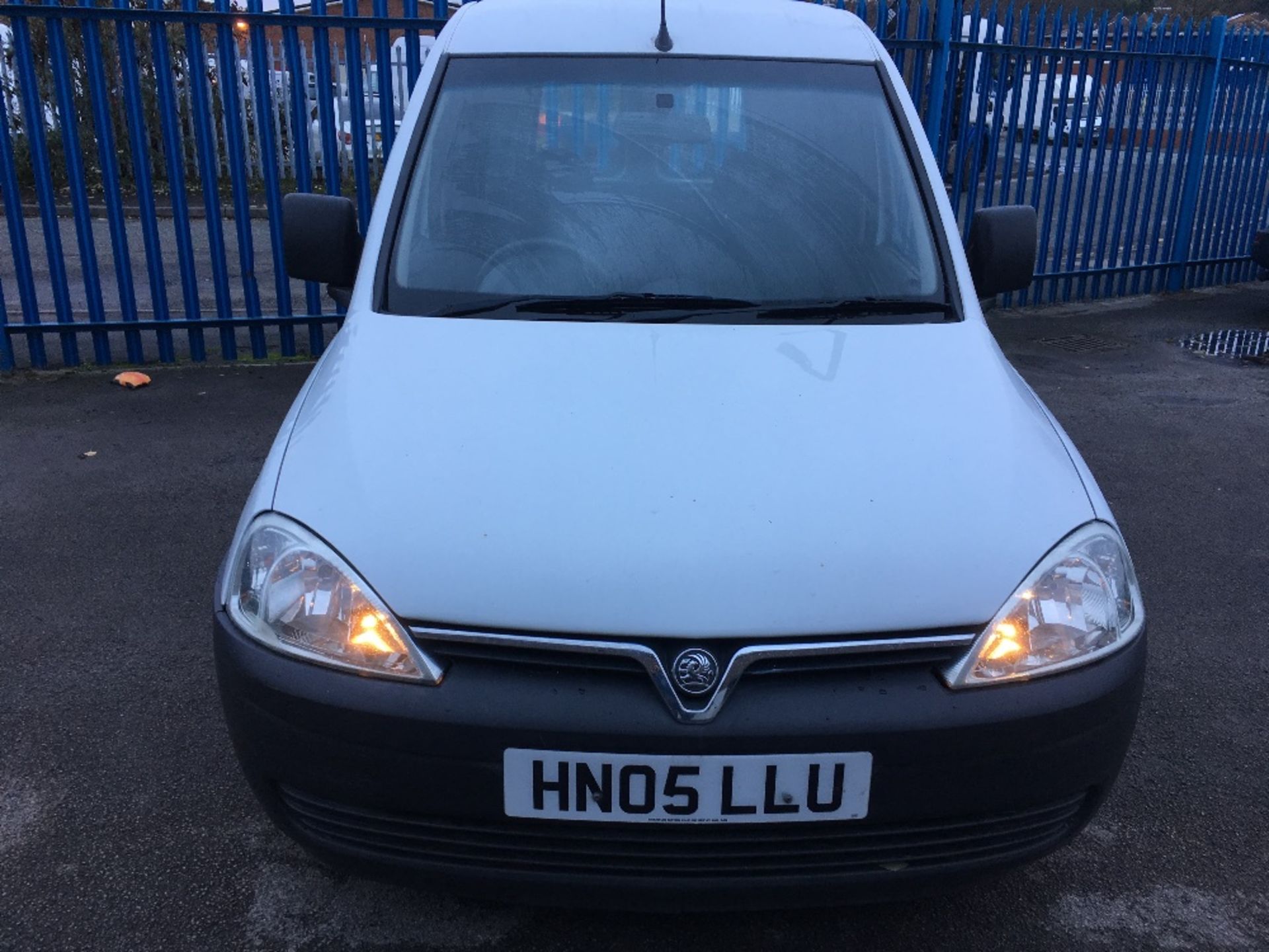 Vauxhall Combo 200 CDTI 16v (1.3)Reg: HN05 LLUMileage: Approximately 65,800MOT: On sale of