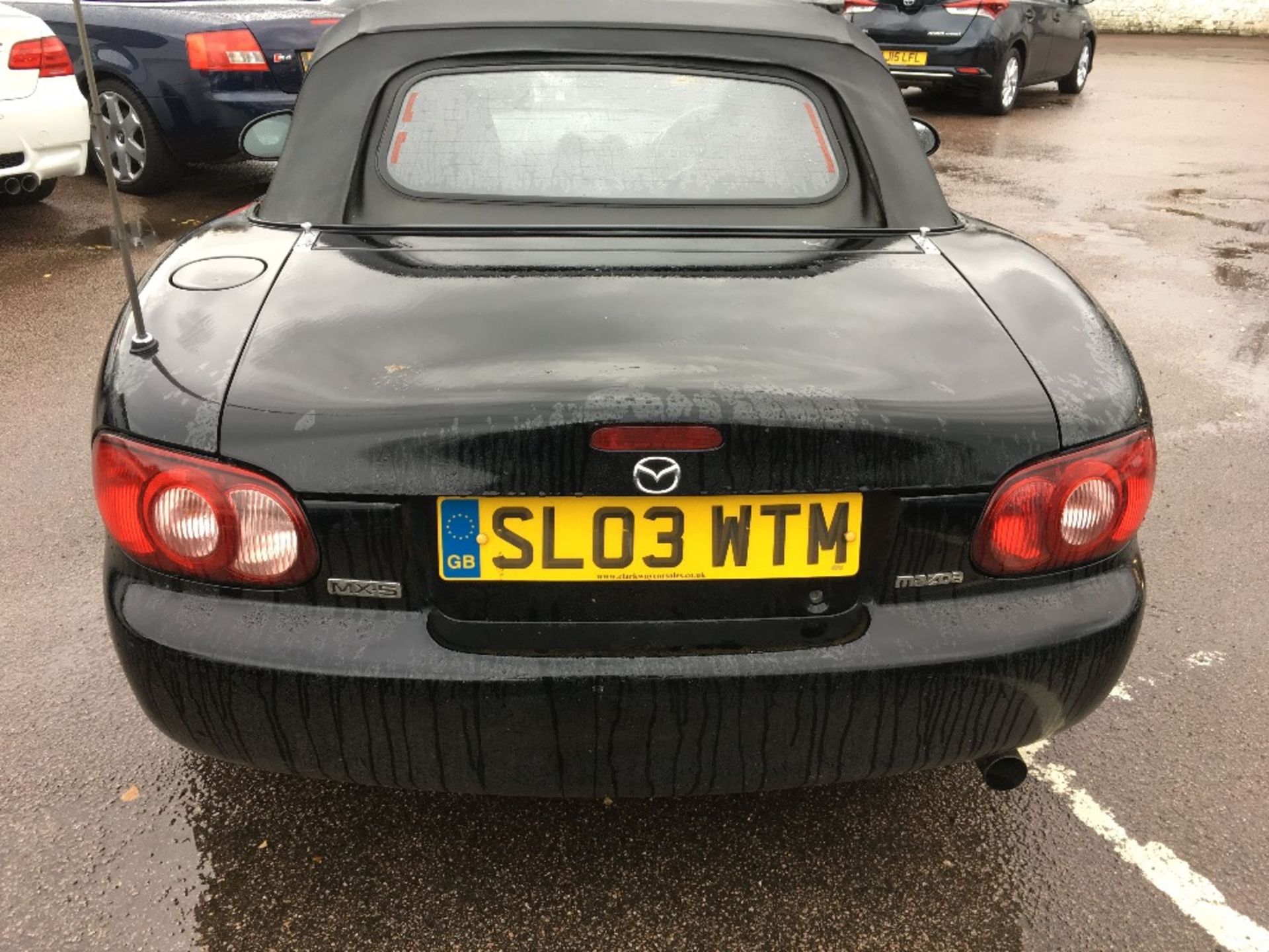 Mazda MX5 Convertible - black - 1.6 - 2 keysRegistration: SL03 WTMMileage: 81,600MOT: 06-02- - Image 3 of 8