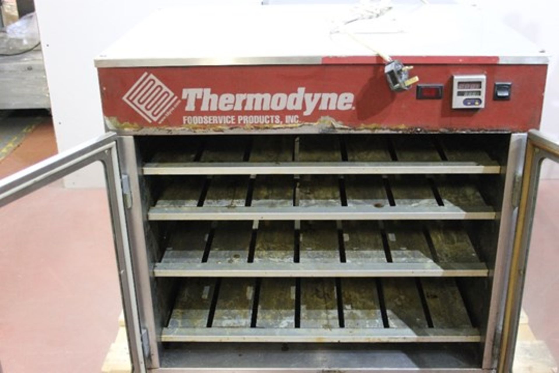 Thermodyne 700ct Electric Oven -1ph – Small Dents - Image 2 of 3