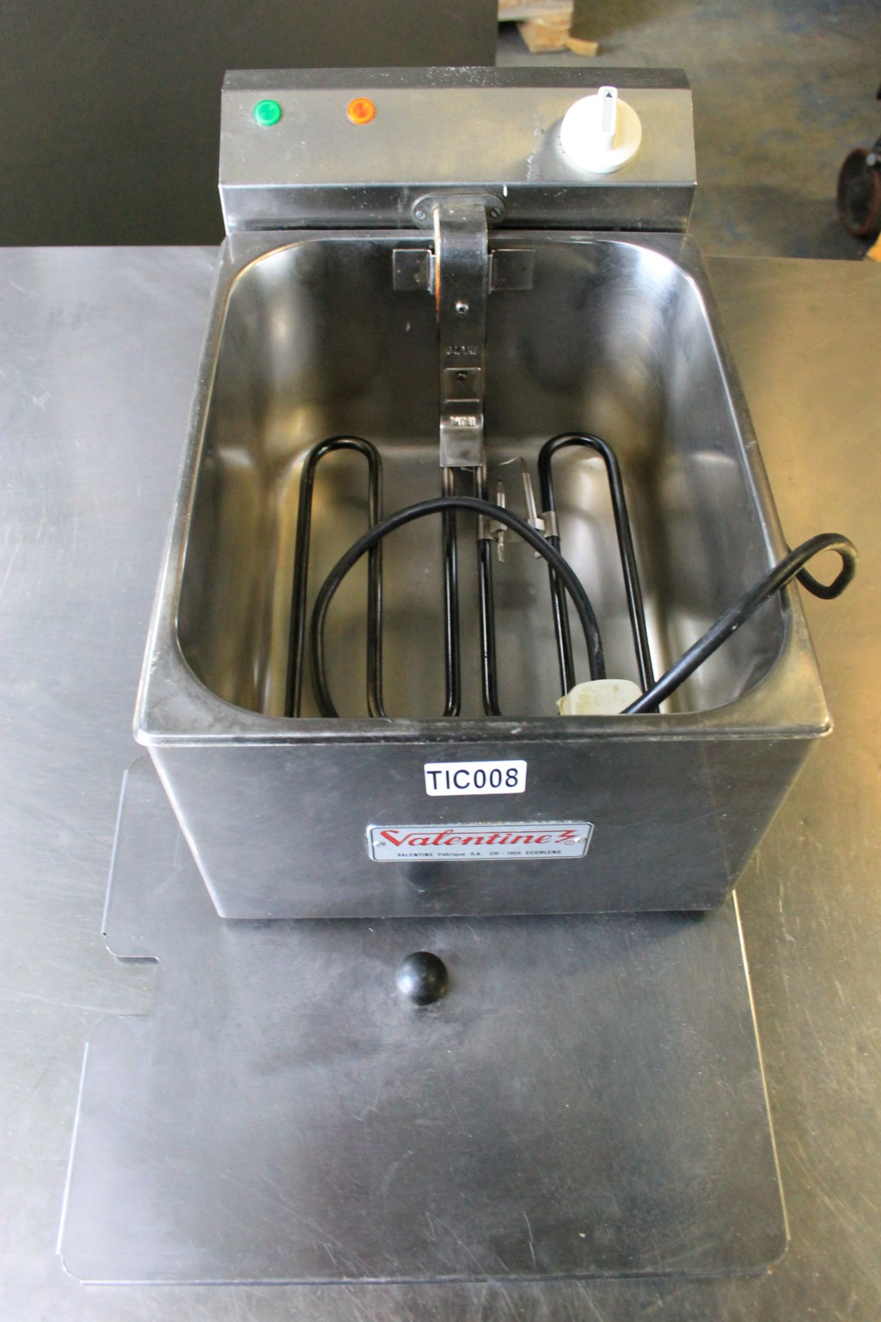 Valentine Single Counter Top Electric Fryer - NO Basket - Image 2 of 3