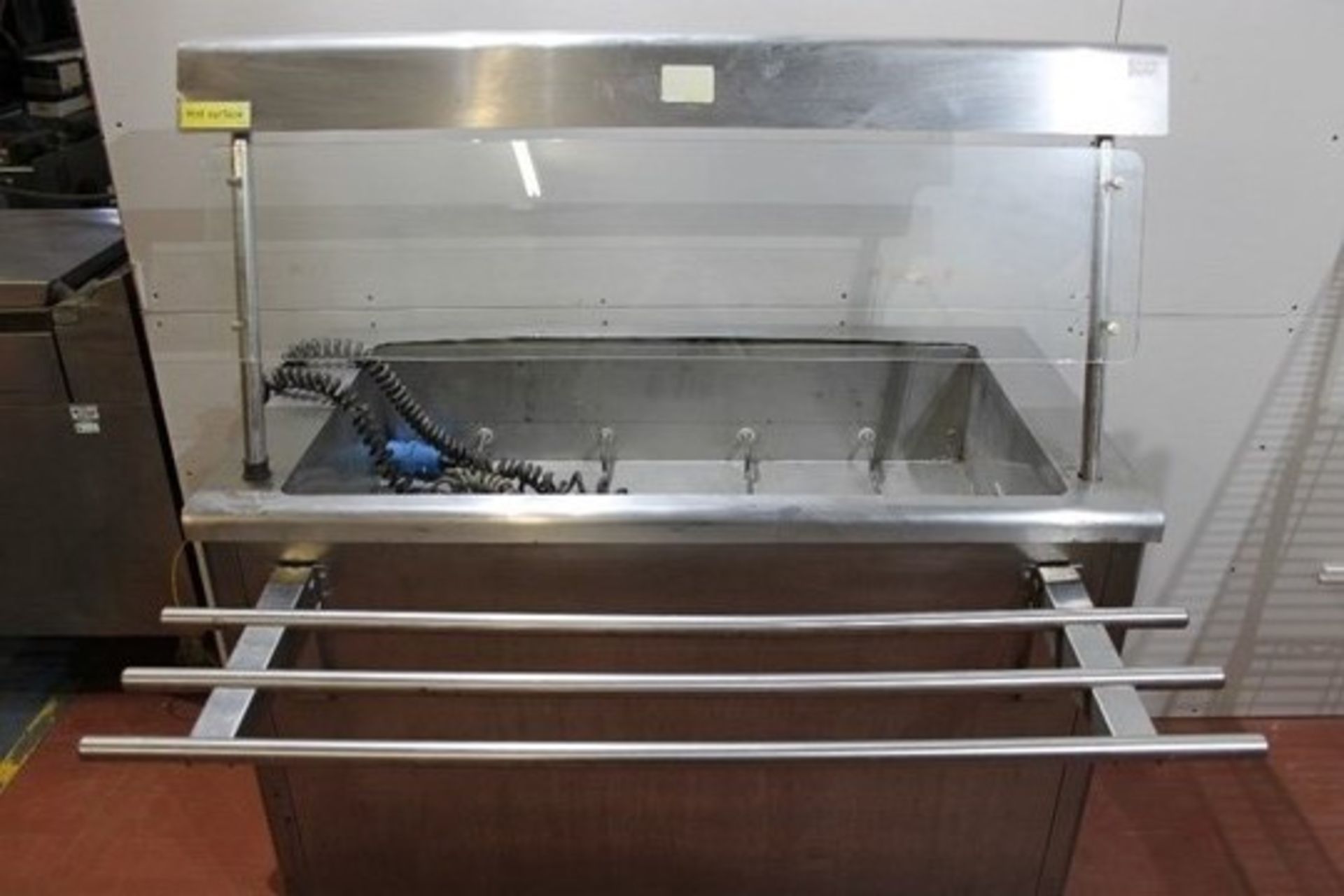 Lincat P6B4 Hot Cupboard with Bain Marie Model A002Overhead Gantry + Sneeze Guards – NO Gastro Pans - Image 3 of 3