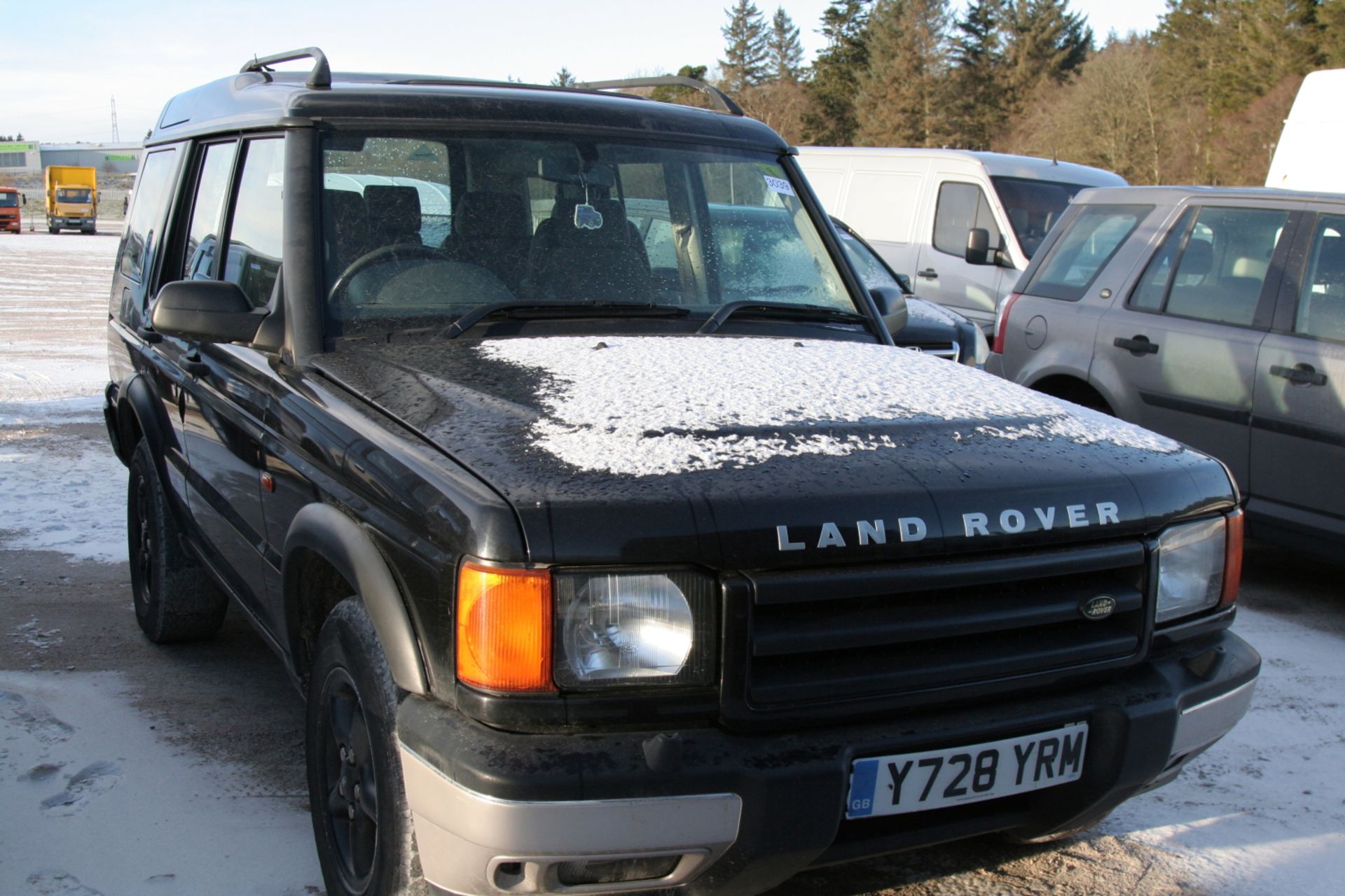 Land Rover Discovery Td5 Xs - 2495cc Estate - Image 2 of 2