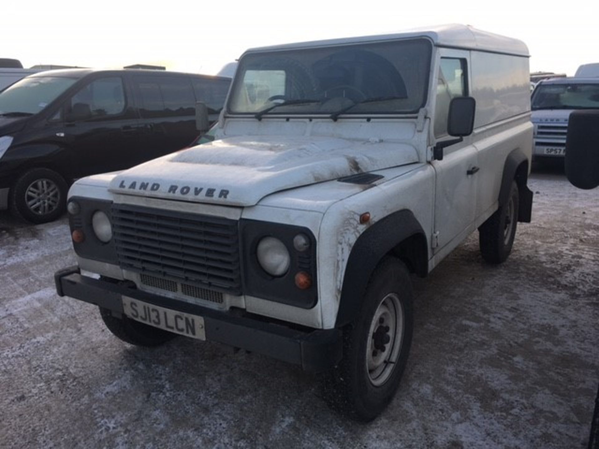 Land Rover Defender 110 Hard Top Td - 2198cc 4x4 - Image 2 of 5