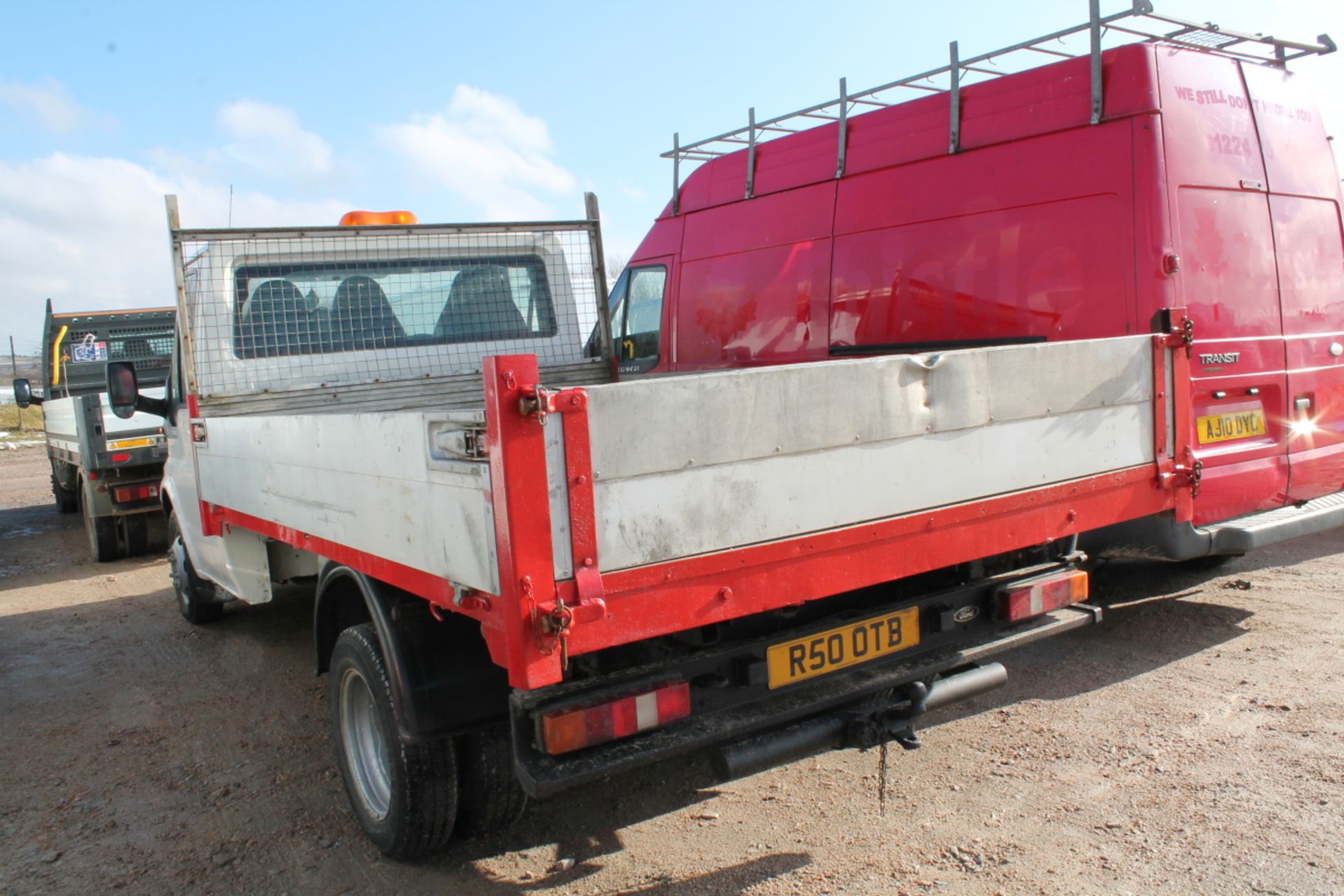 Ford Transit 350 Mwb Td - 2402cc 2 Door Van - Image 3 of 3