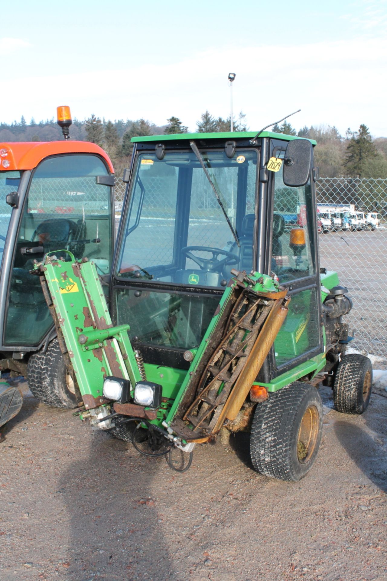 JOHN DEERE MOWER 844 HRS KEY IN P/CABIN